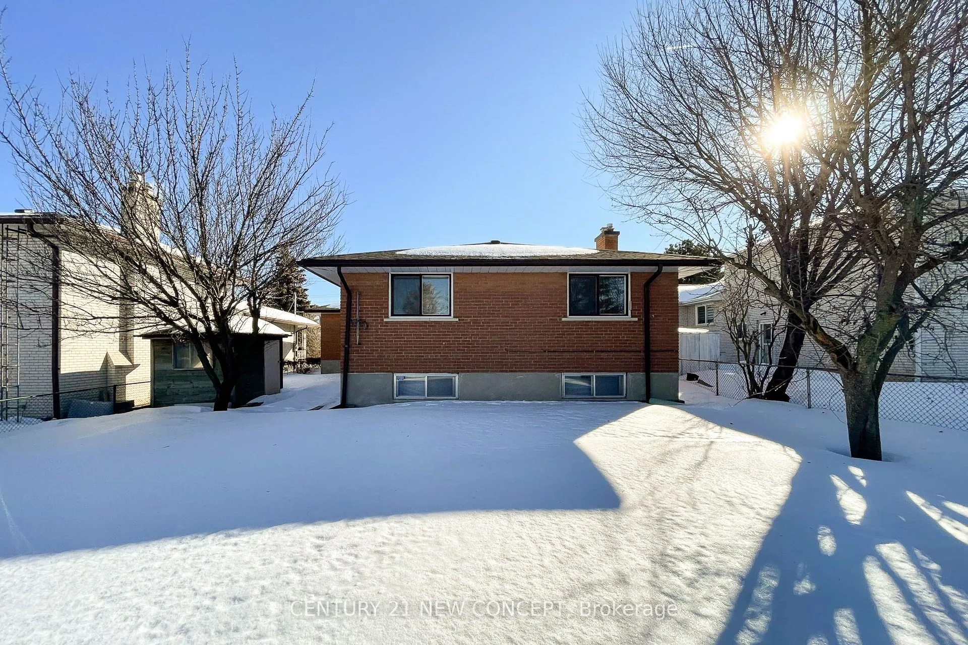74 Clark Avenue E, #Main