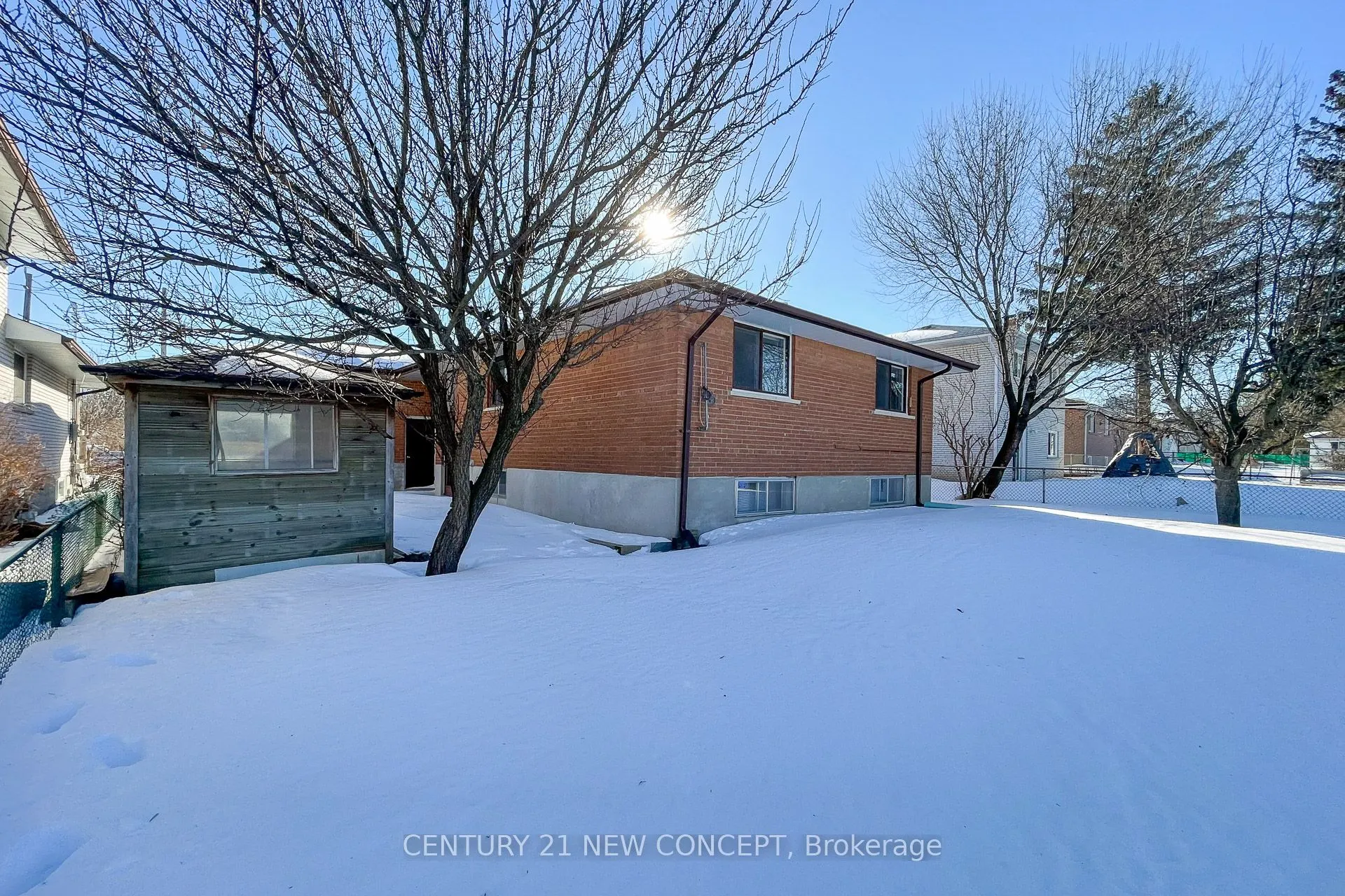 74 Clark Avenue E, #Main