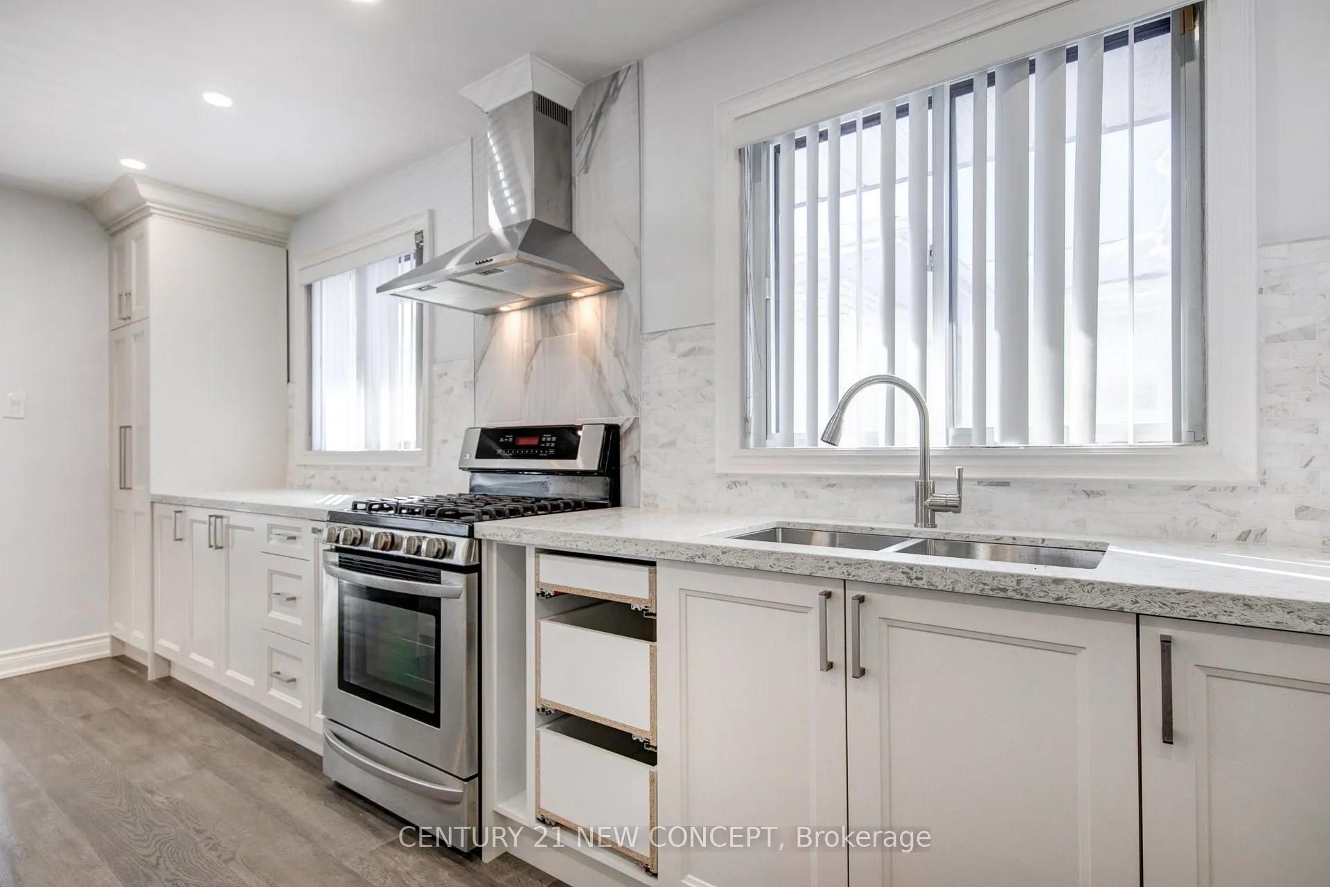 74 Clark Avenue E, #Main
