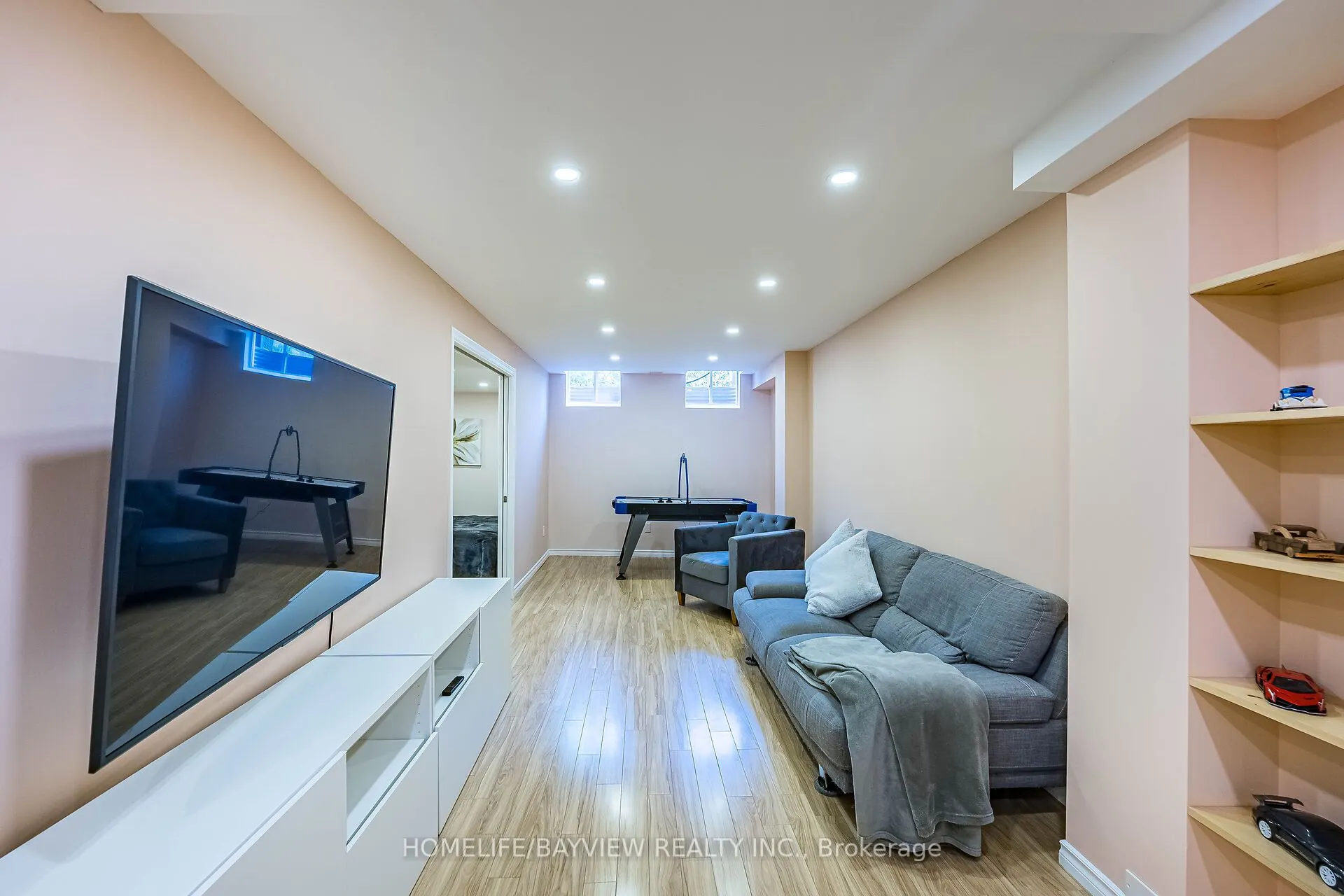 171 Carrier Crescent