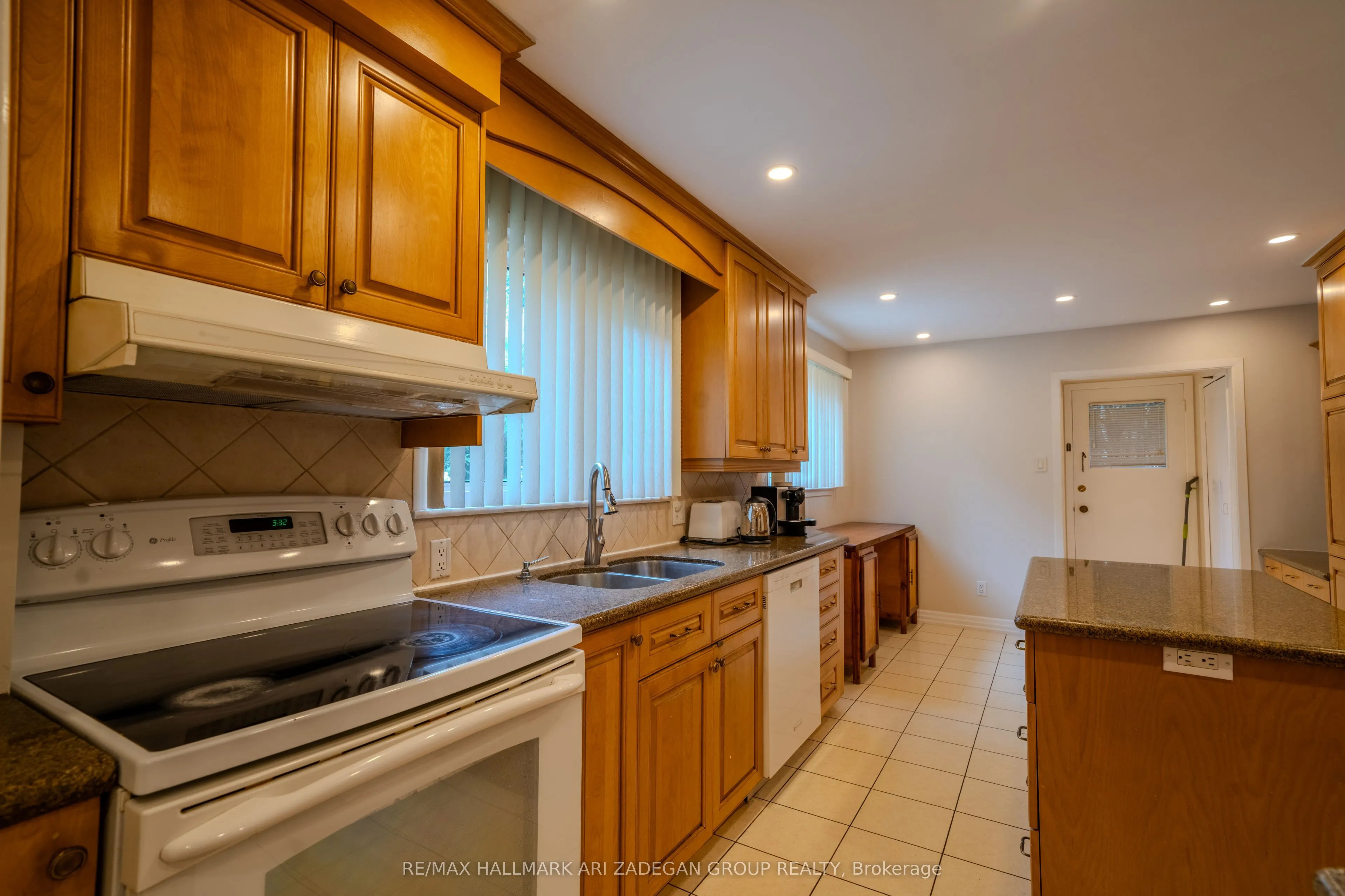 22 Silver Aspen Drive