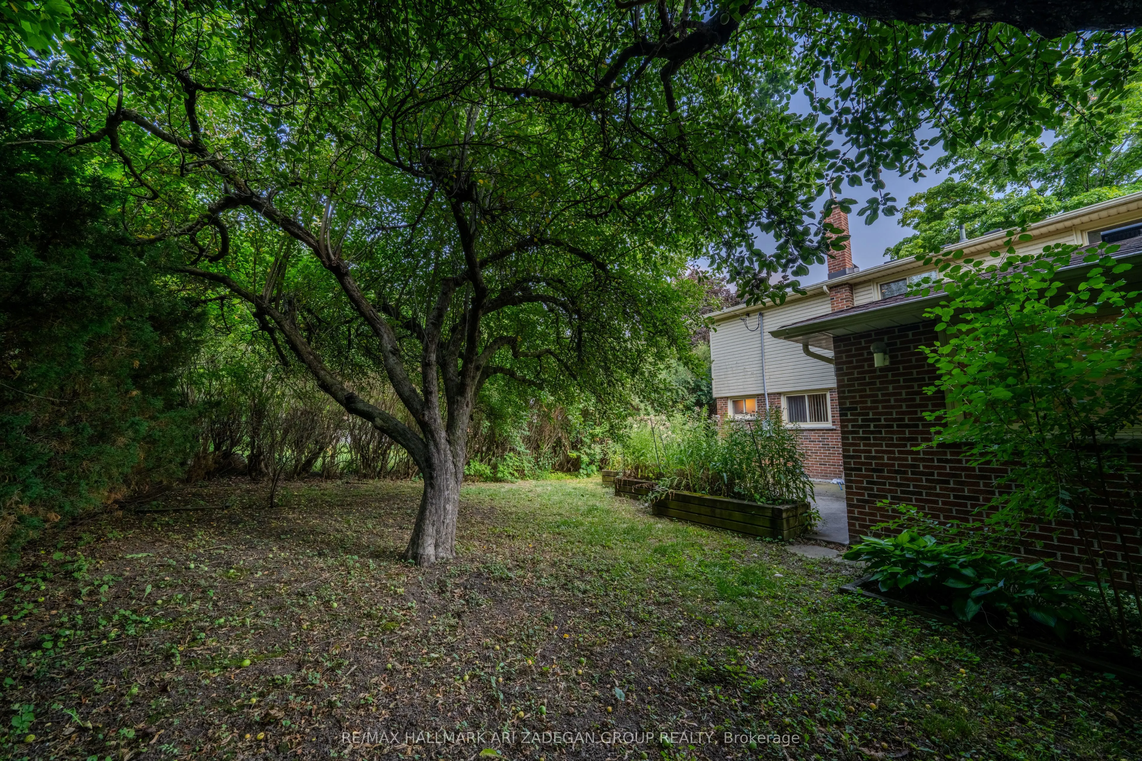 22 Silver Aspen Drive