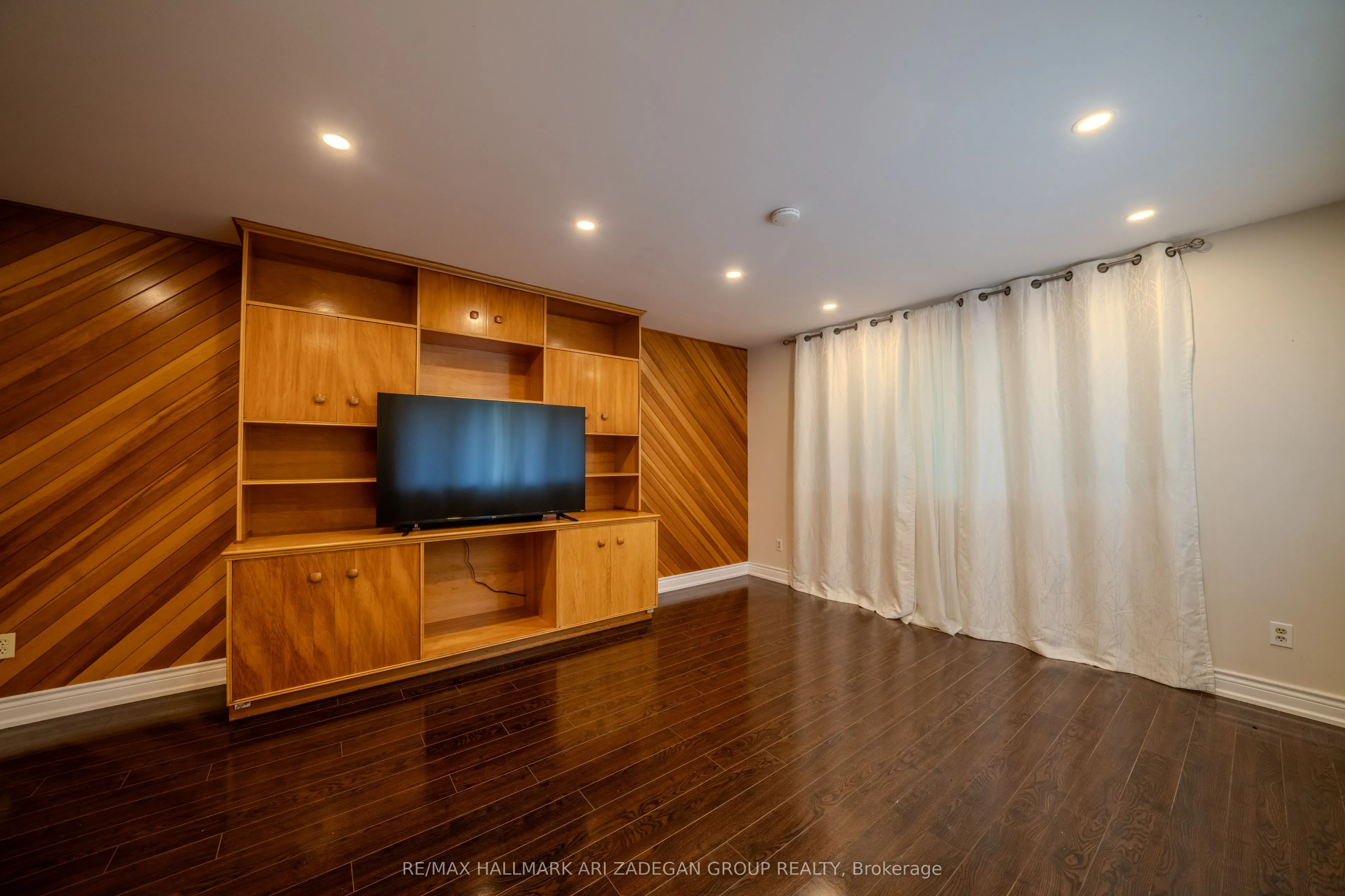 22 Silver Aspen Drive