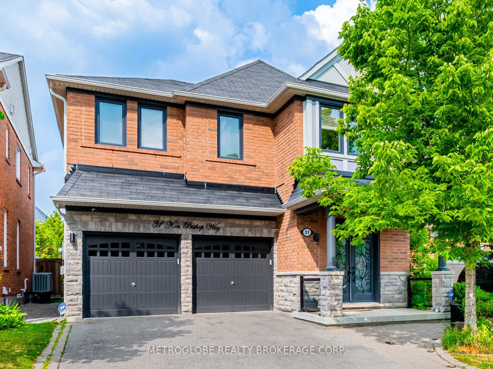 31 Ken Bishop Way