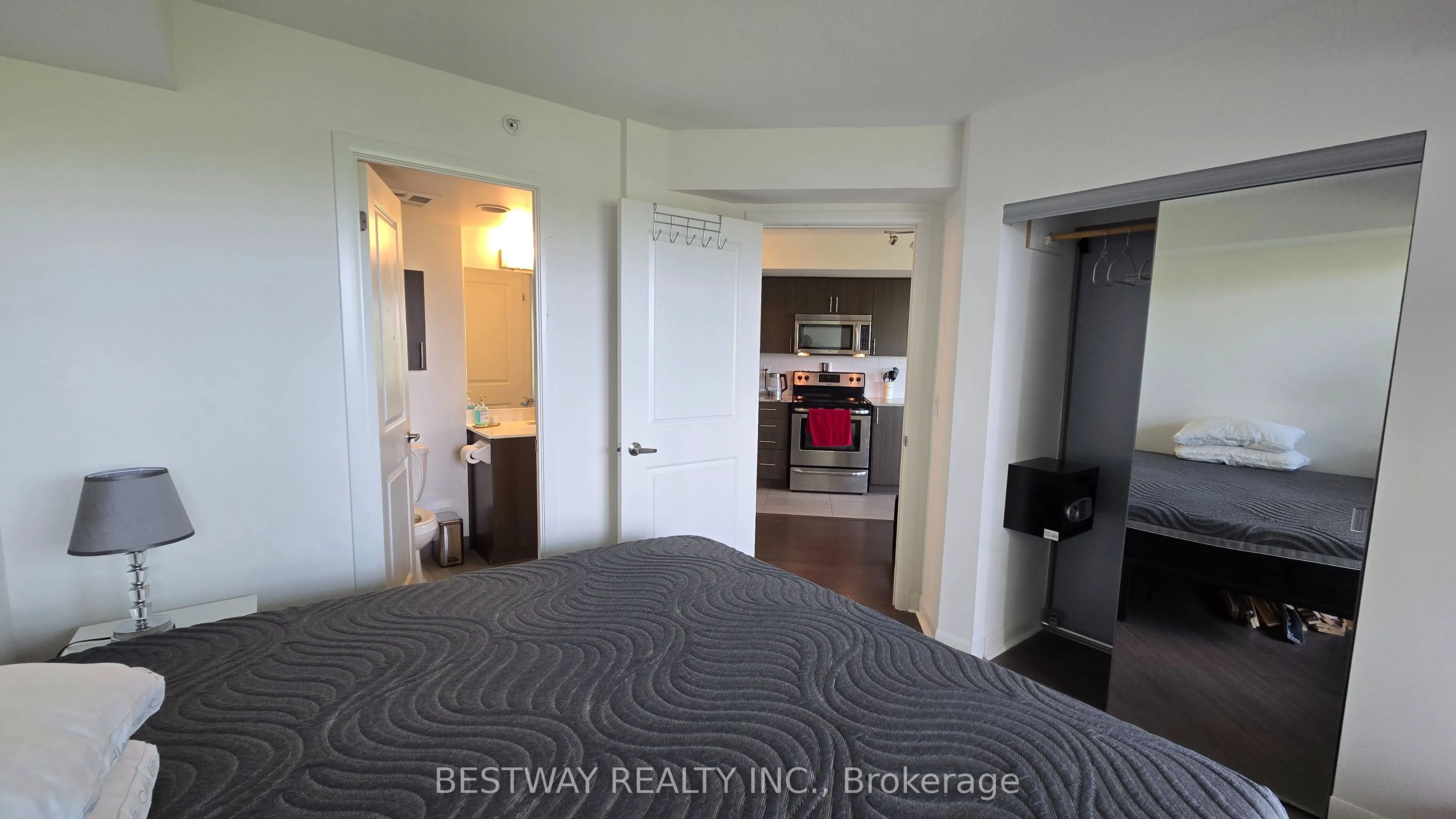 75 Norman Bethune Avenue, #208