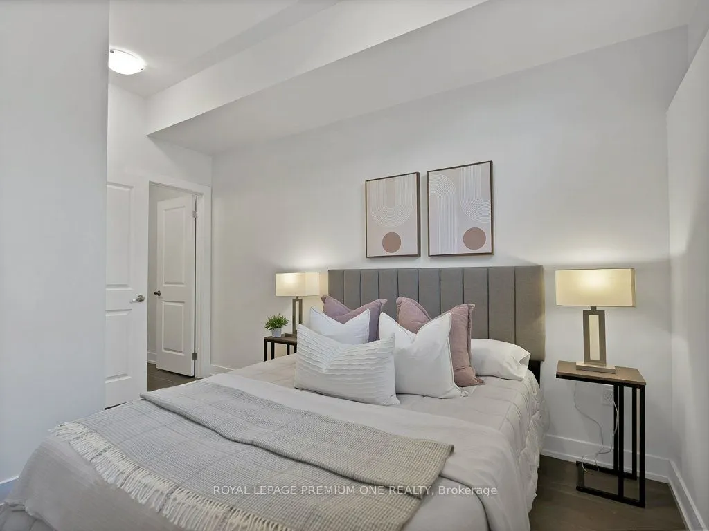 9560 Islington Avenue, #125