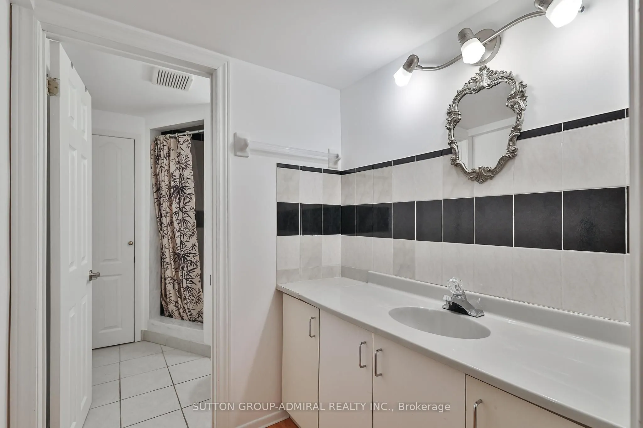 27 Green Acres Road