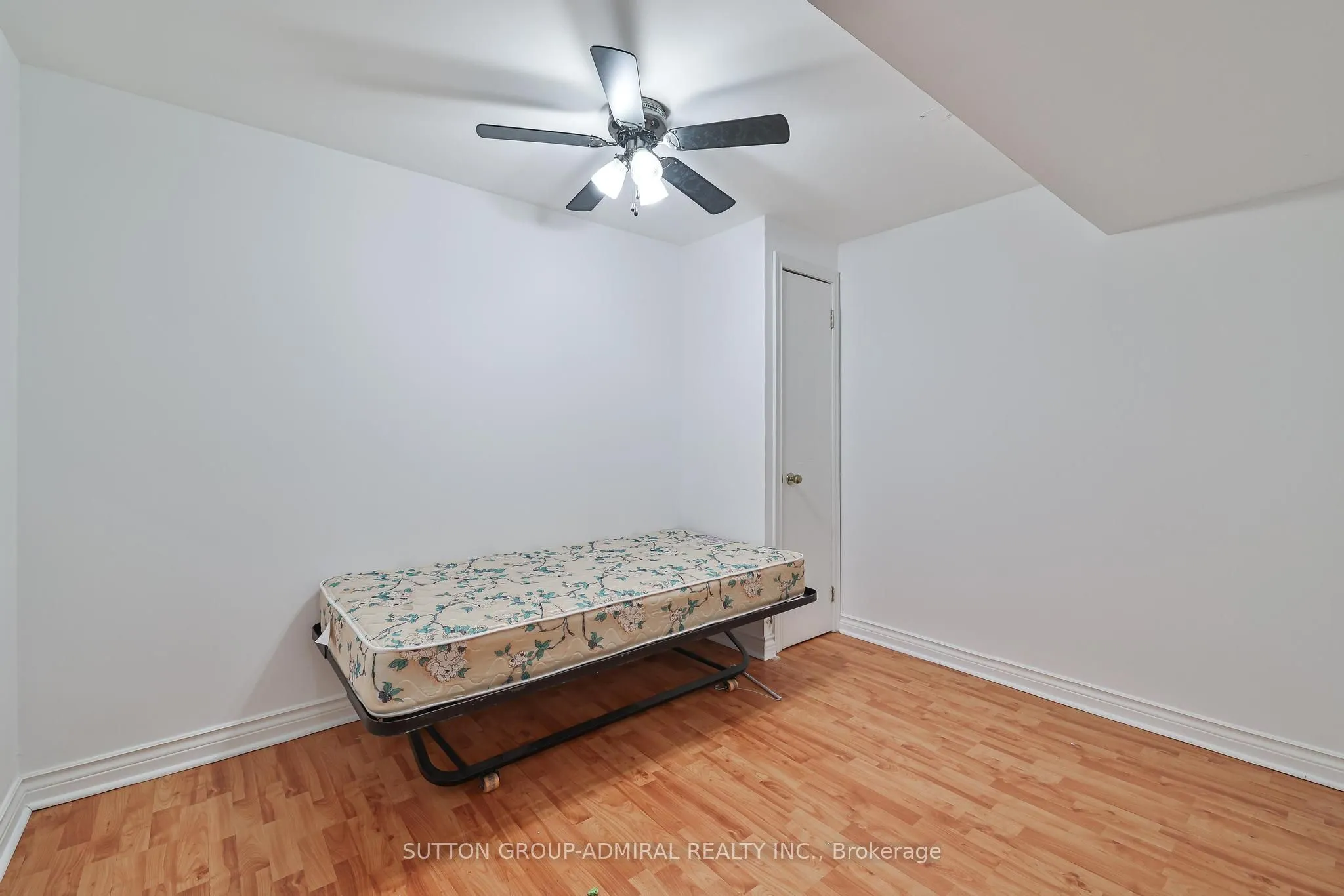 27 Green Acres Road