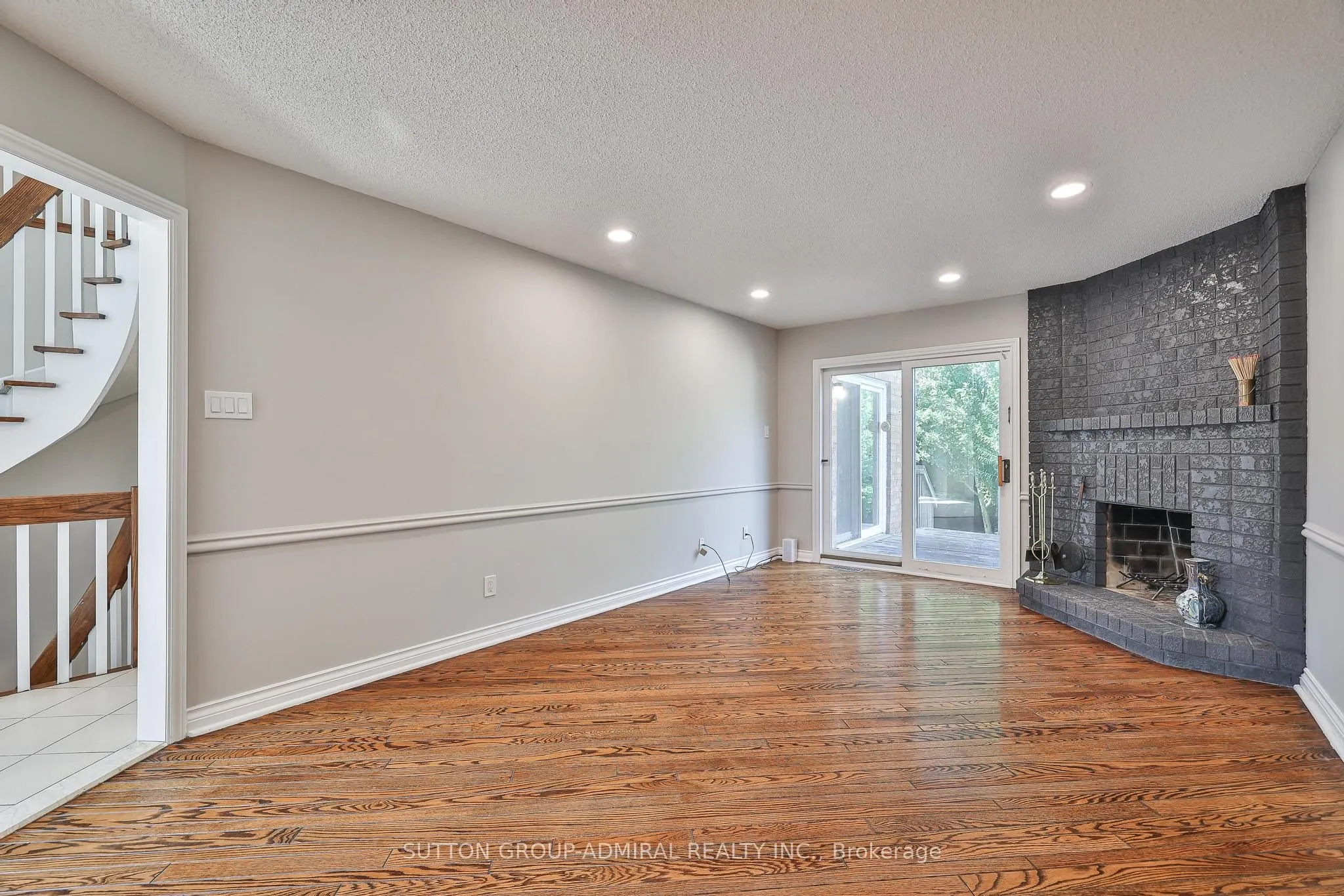 27 Green Acres Road