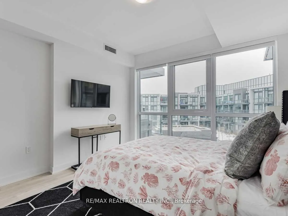 375 Sea Ray Avenue, #322
