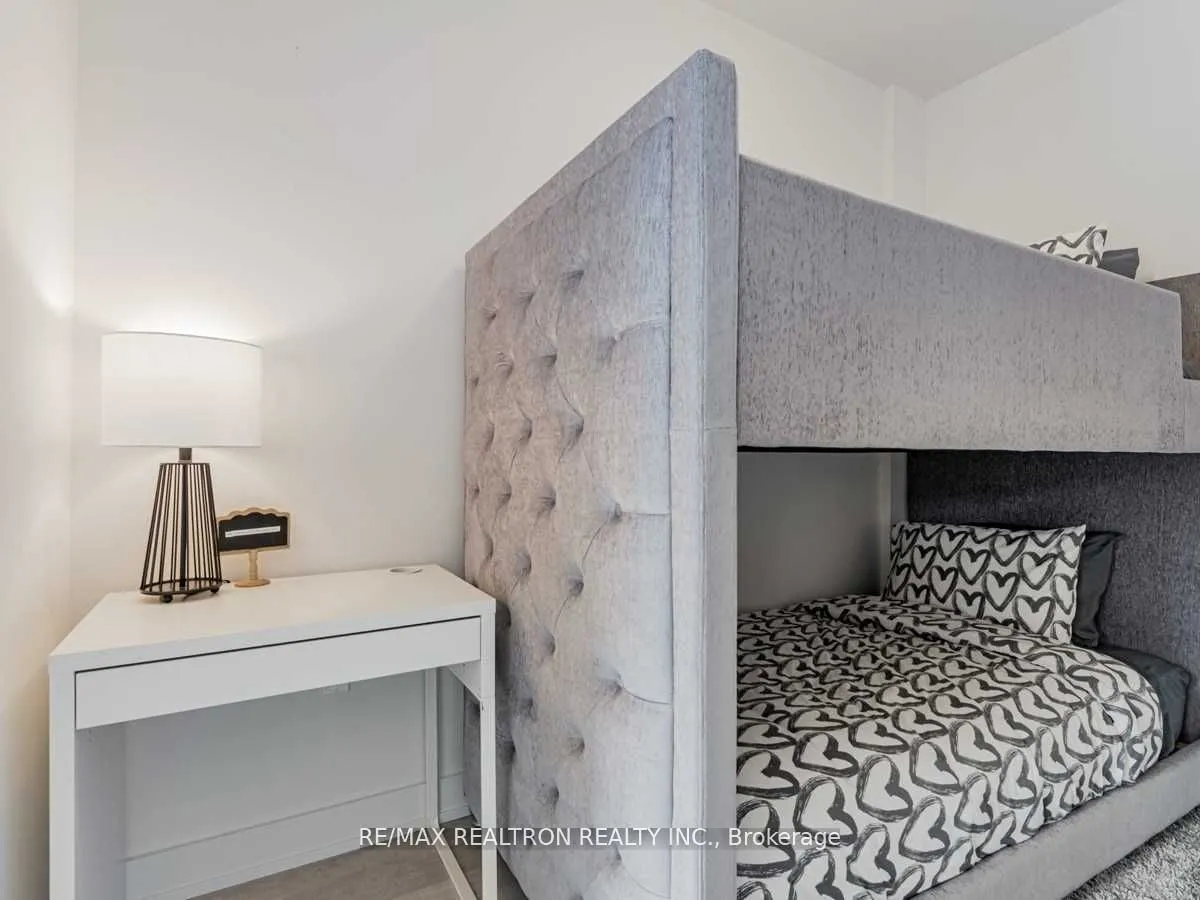 375 Sea Ray Avenue, #322
