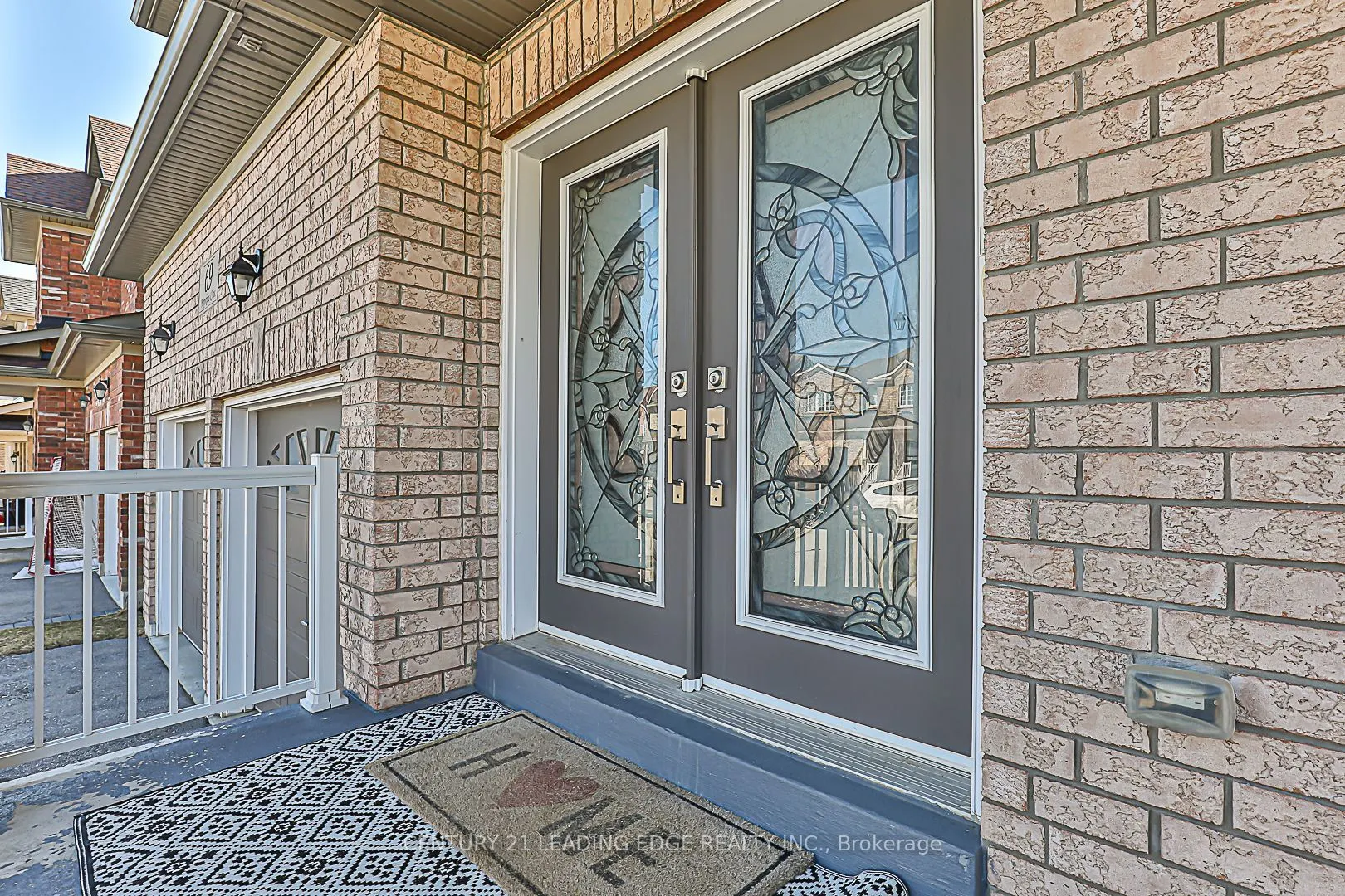 69 HOPKINS Crescent