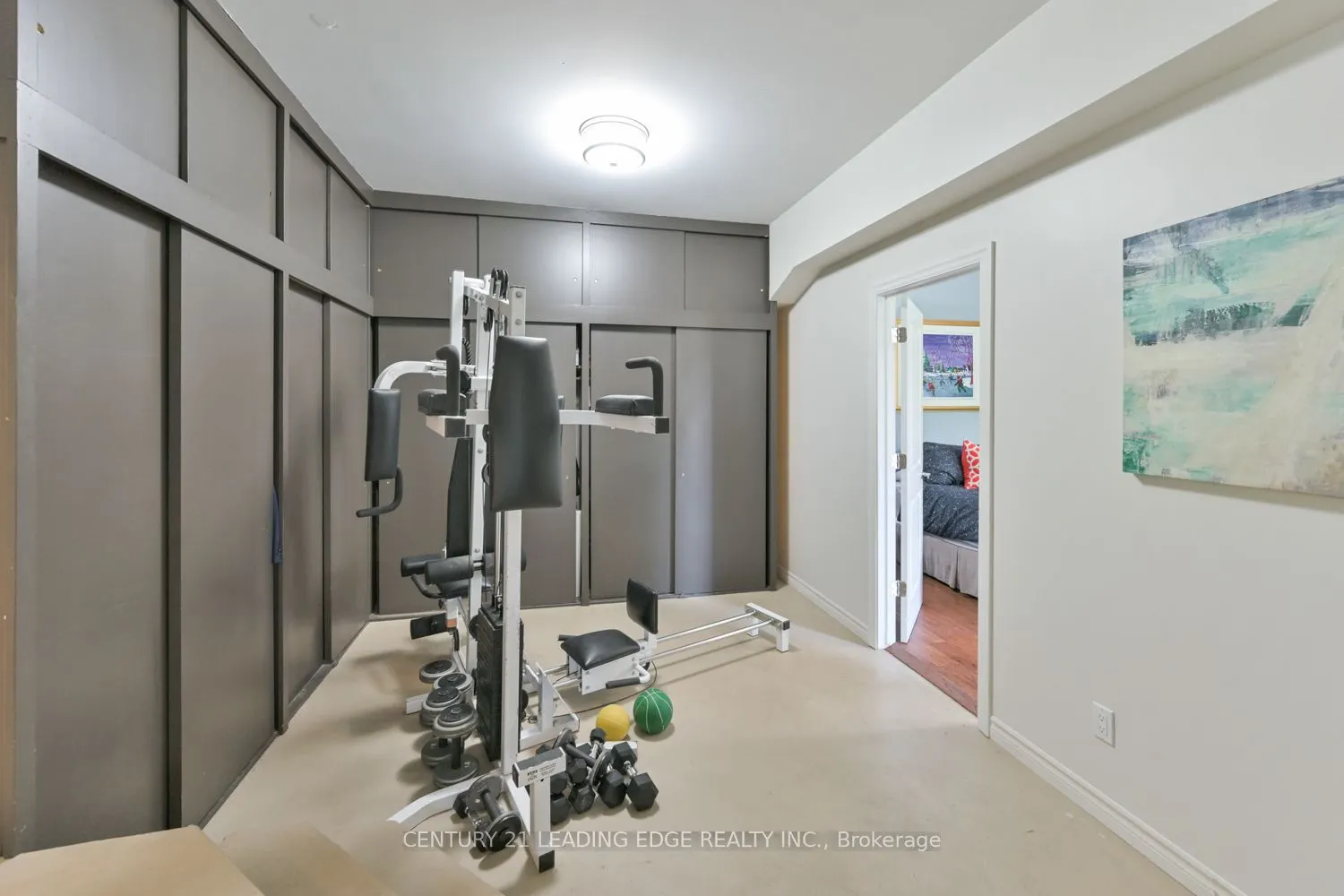 5845 Aurora Road
