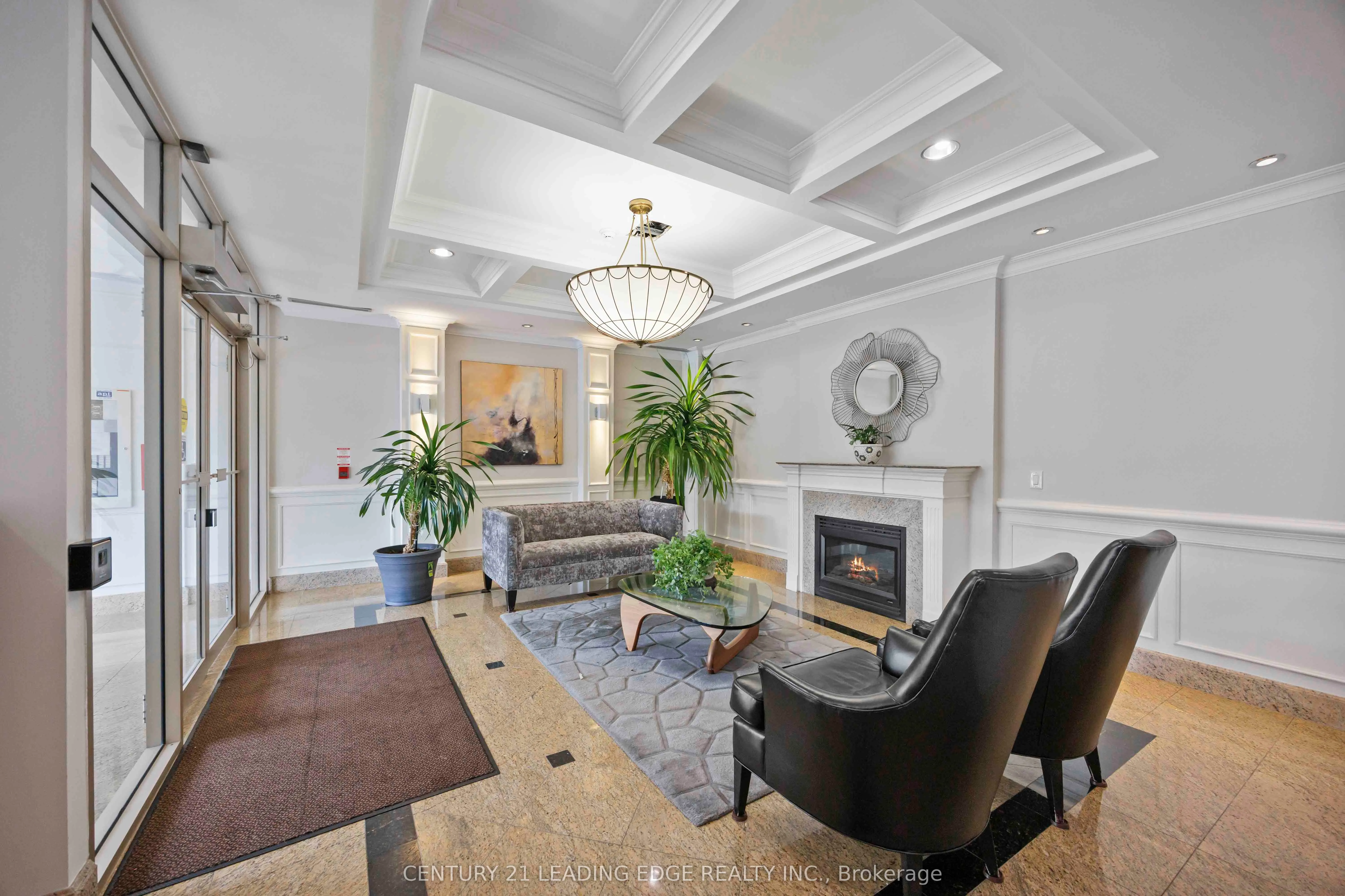 130 Pond Drive, #807