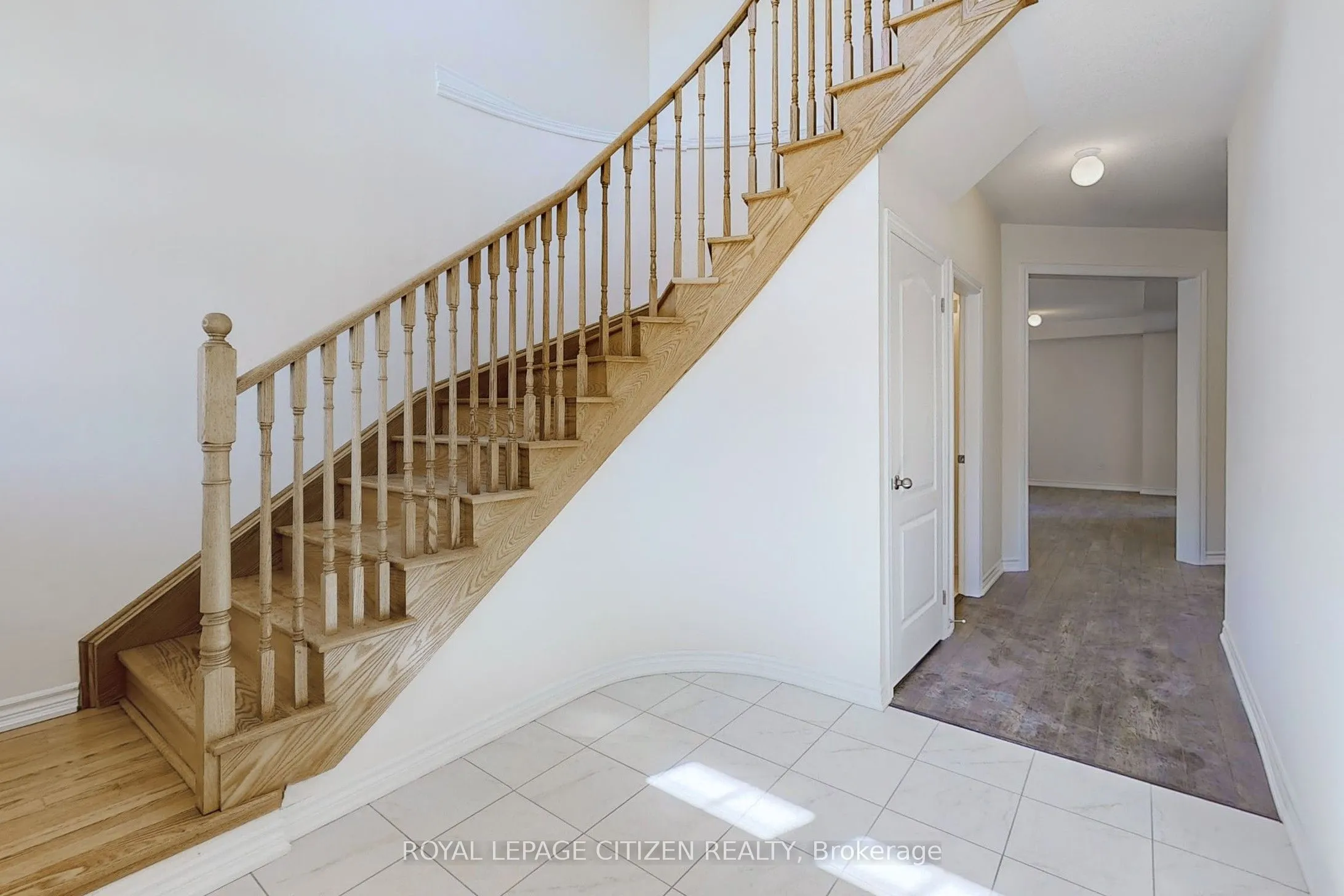 122 Hawkins Street
