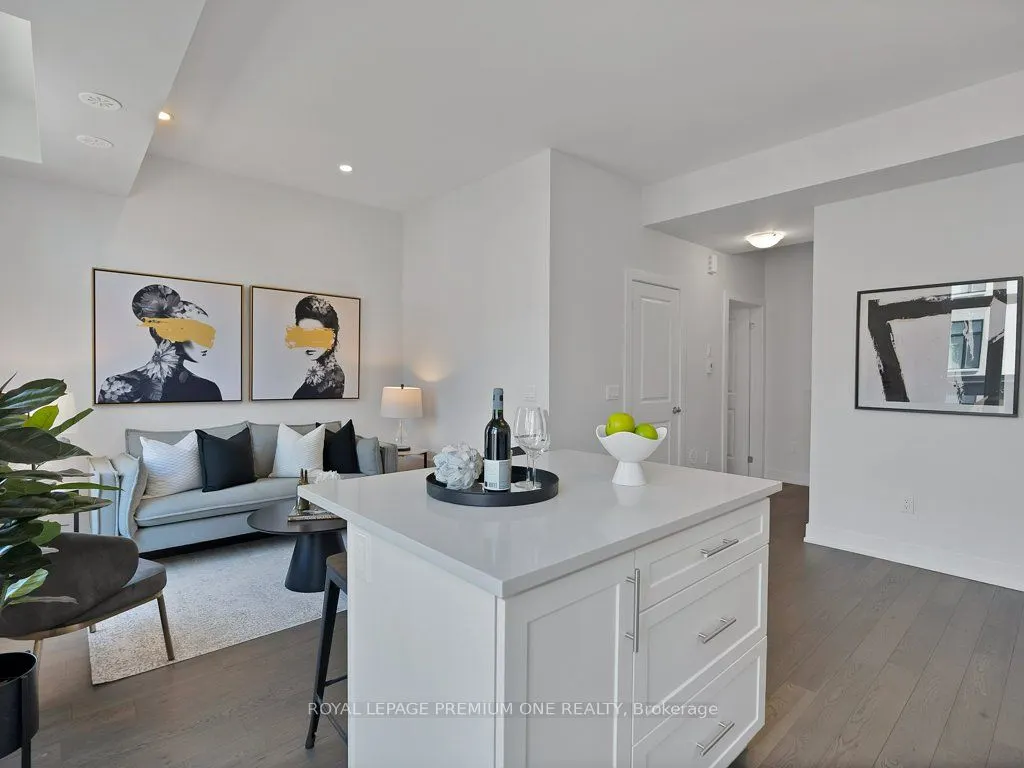 9560 Islington Avenue, #225