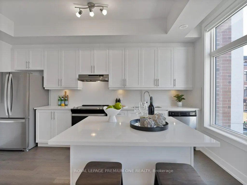 9560 Islington Avenue, #225