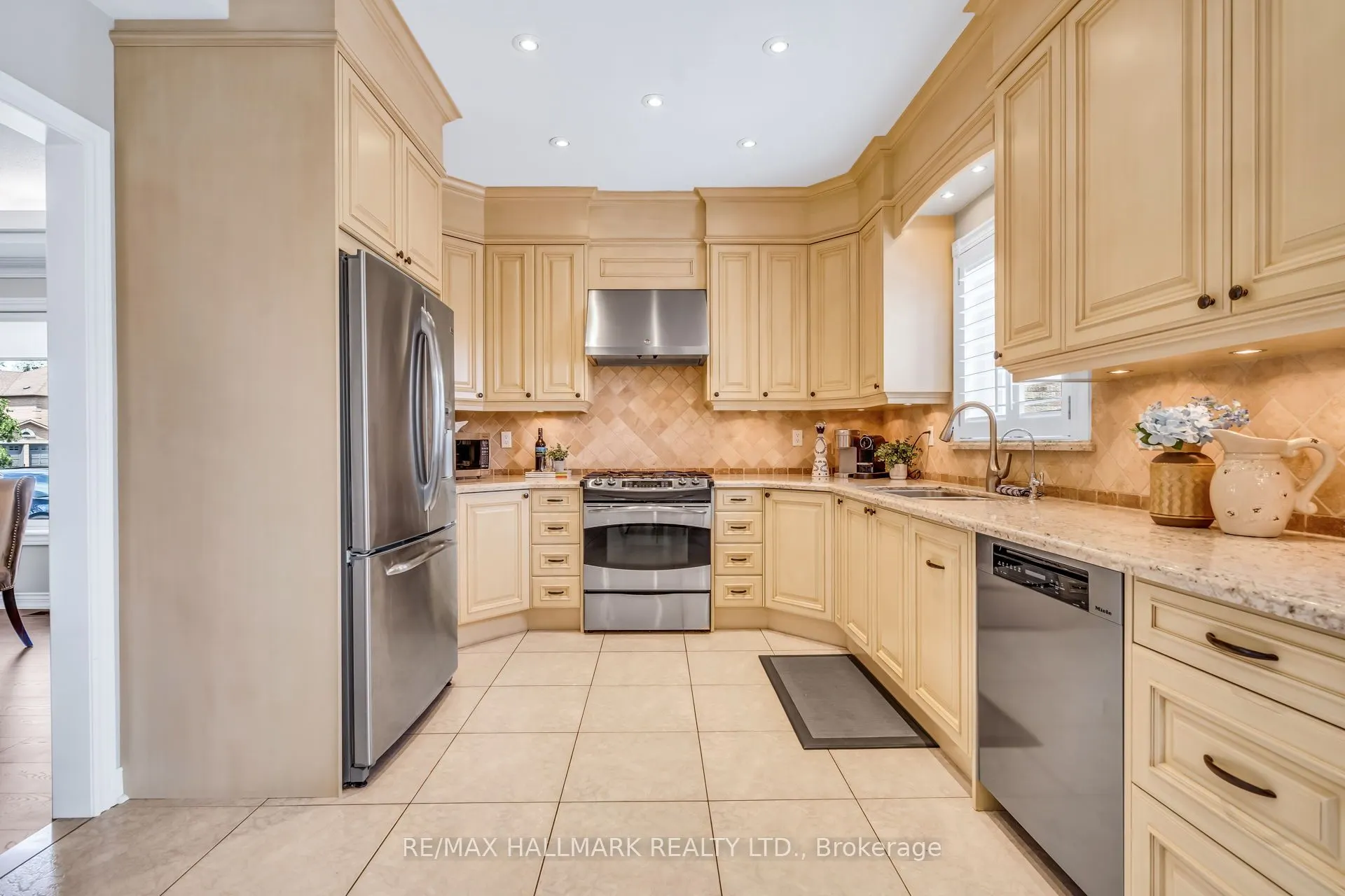 713 Vaughan Mills Road