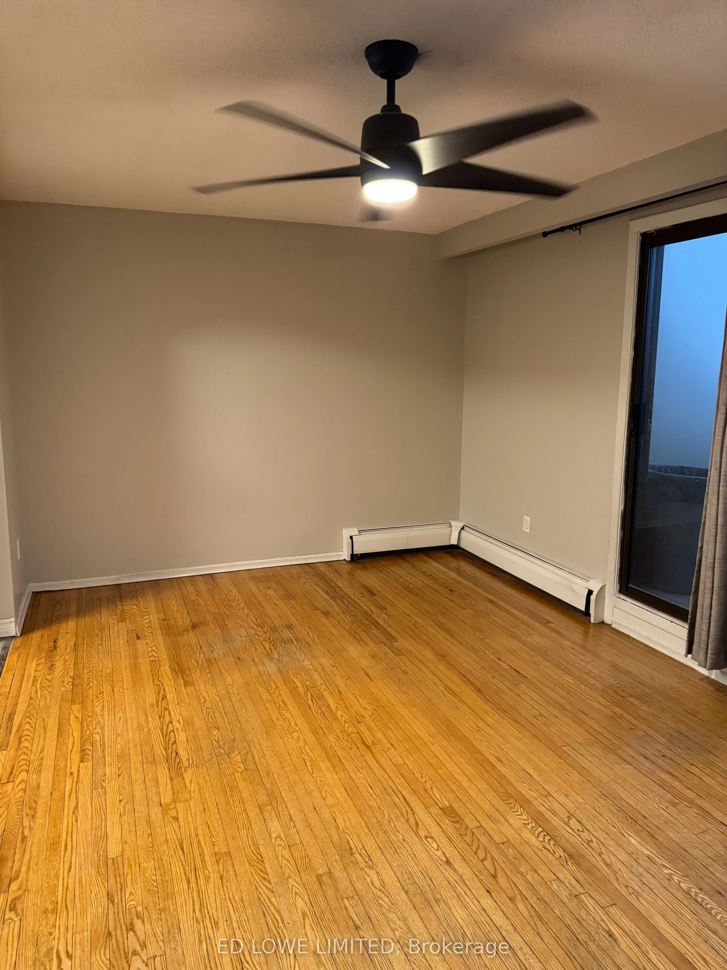 300 Holland Street W, #5