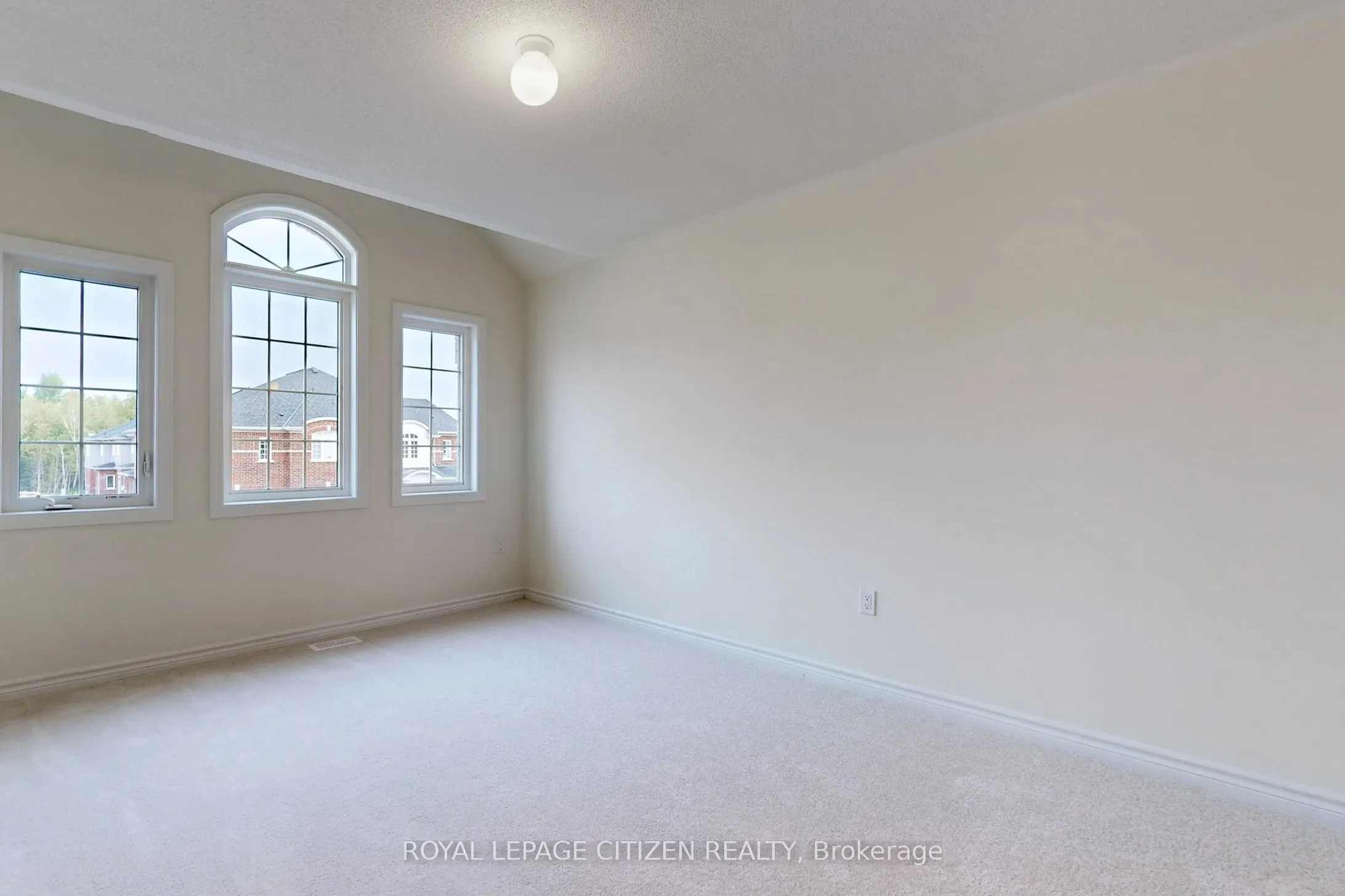 123 Cliff Thompson Crescent