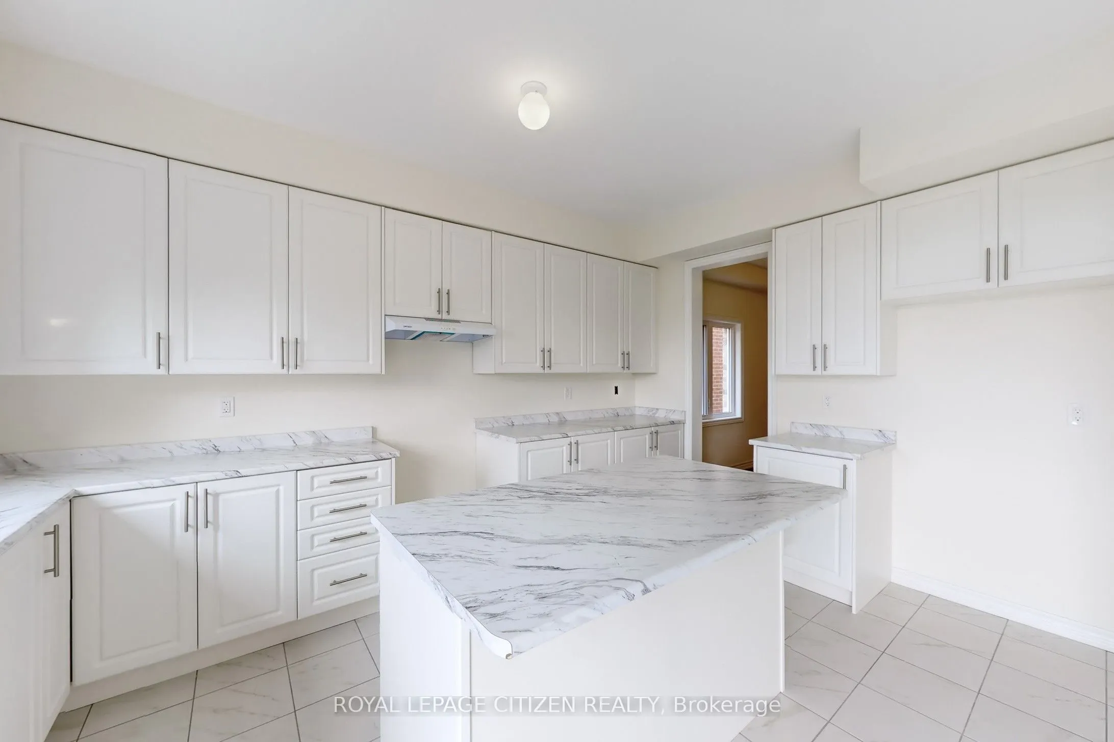 123 Cliff Thompson Crescent
