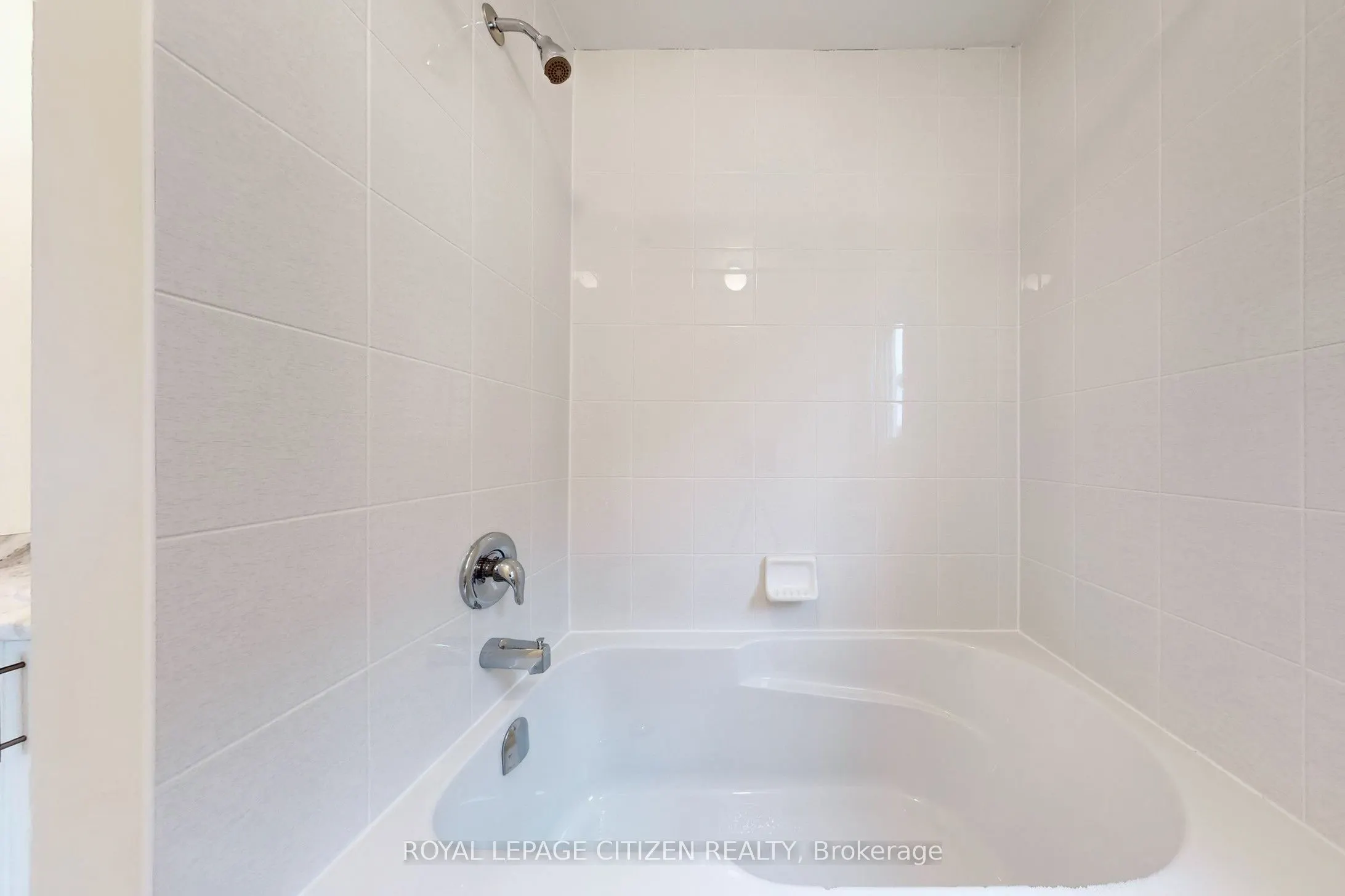 123 Cliff Thompson Crescent