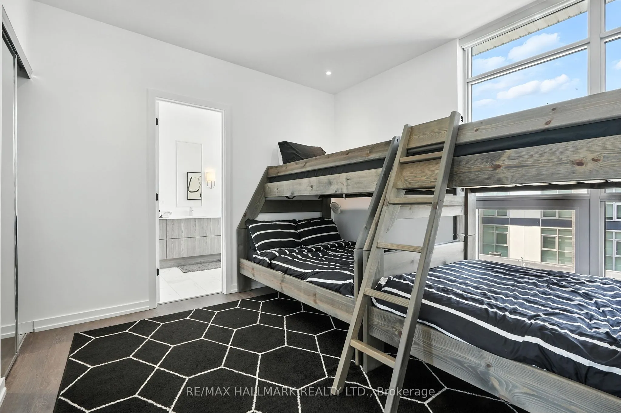 3658 Ferretti Court E