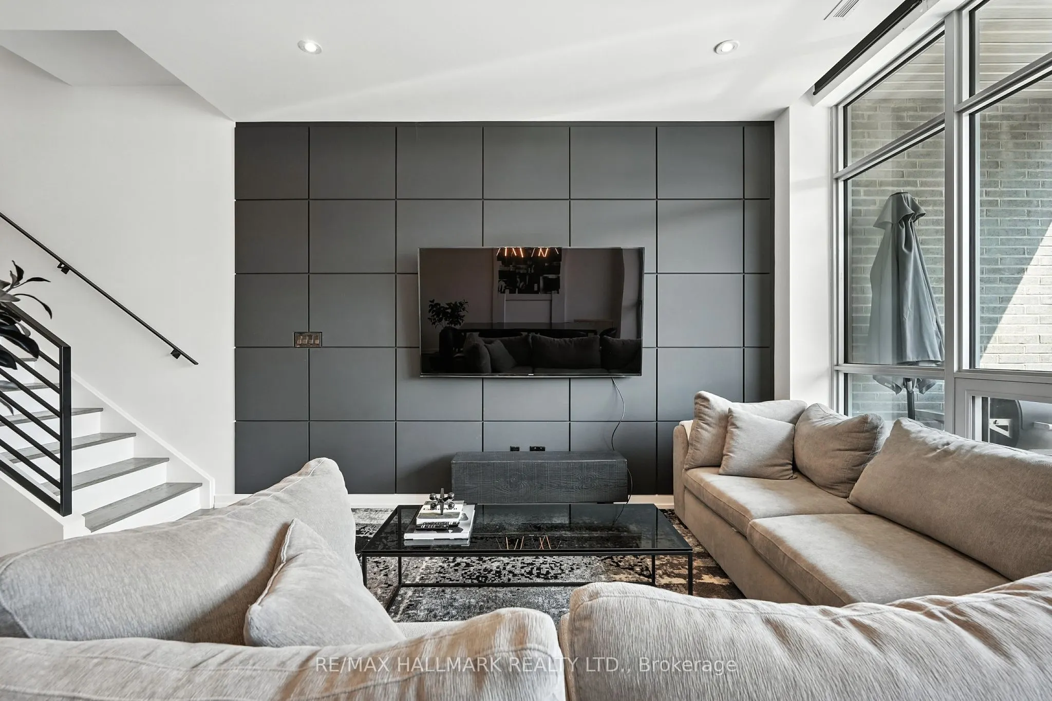 3658 Ferretti Court E