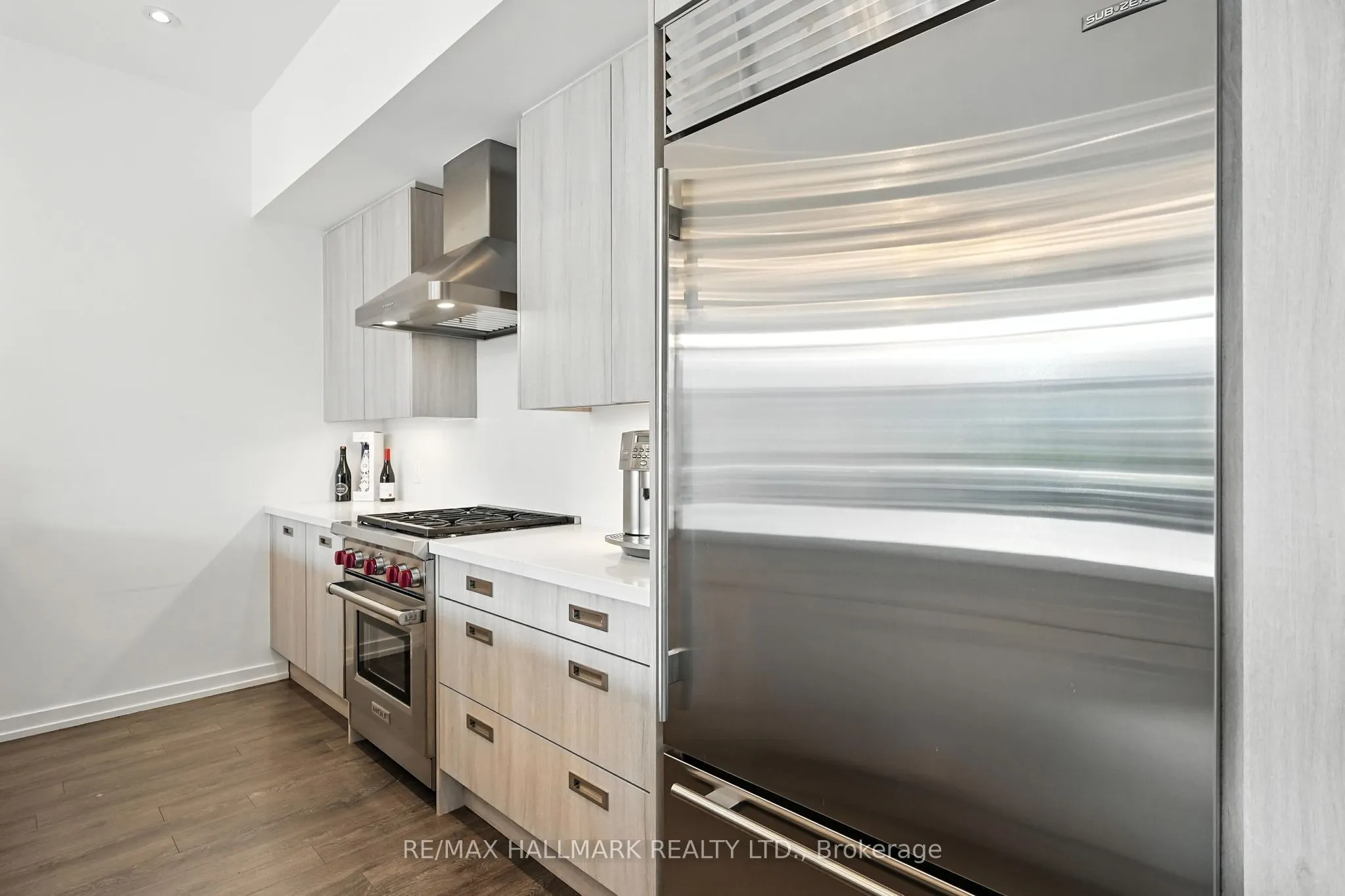 3658 Ferretti Court E