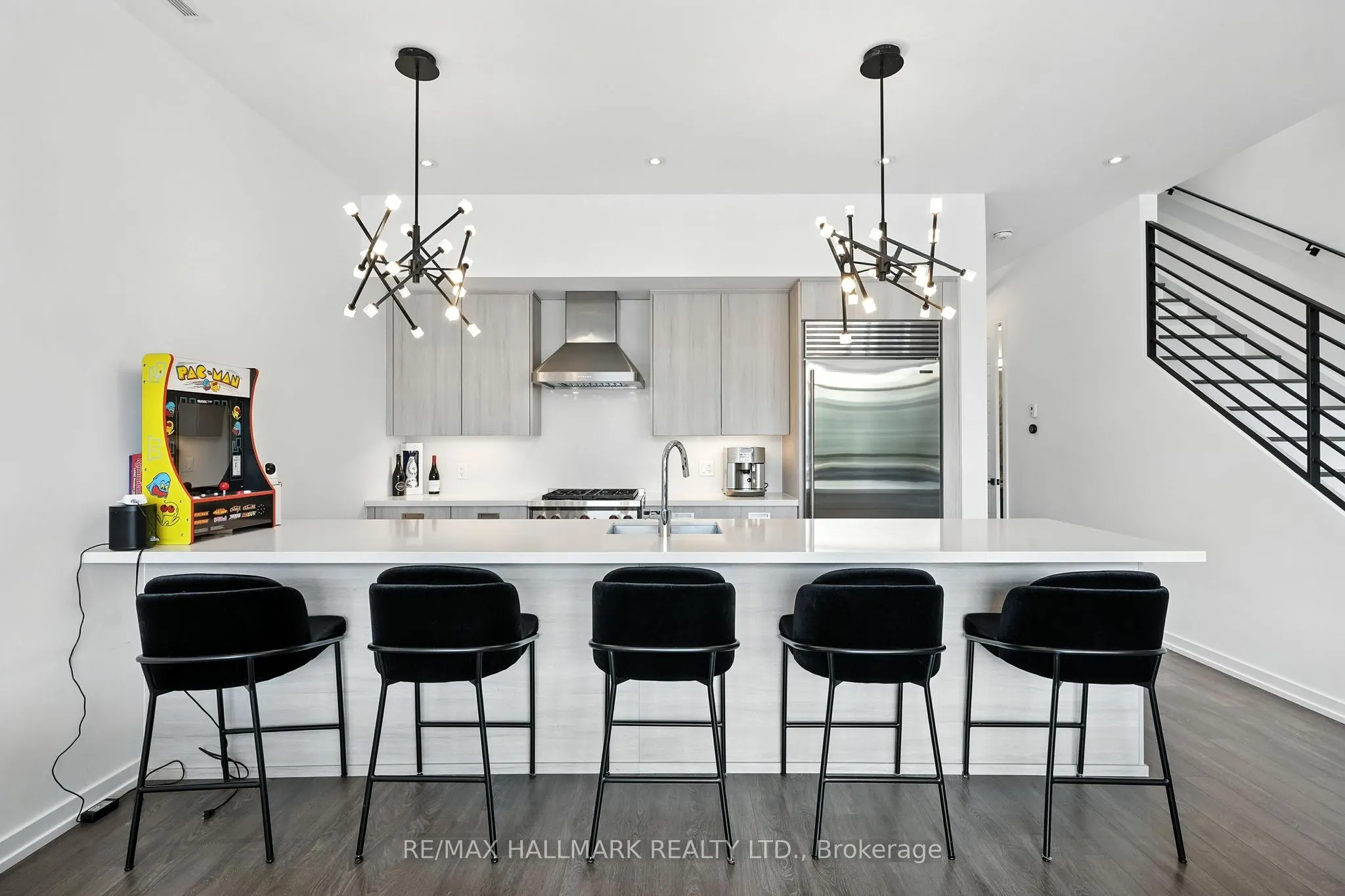 3658 Ferretti Court E