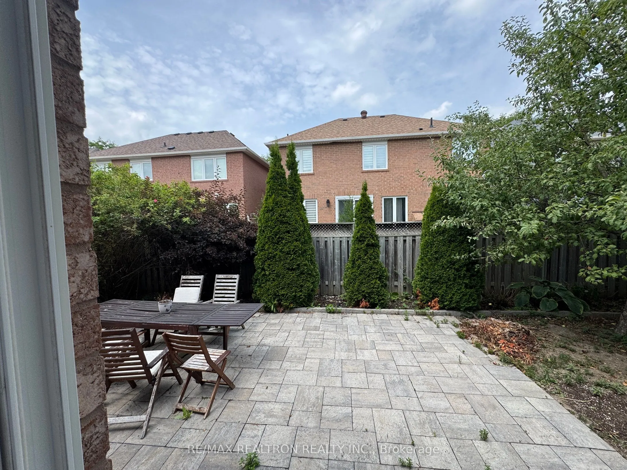 24 Monte Cristi Street