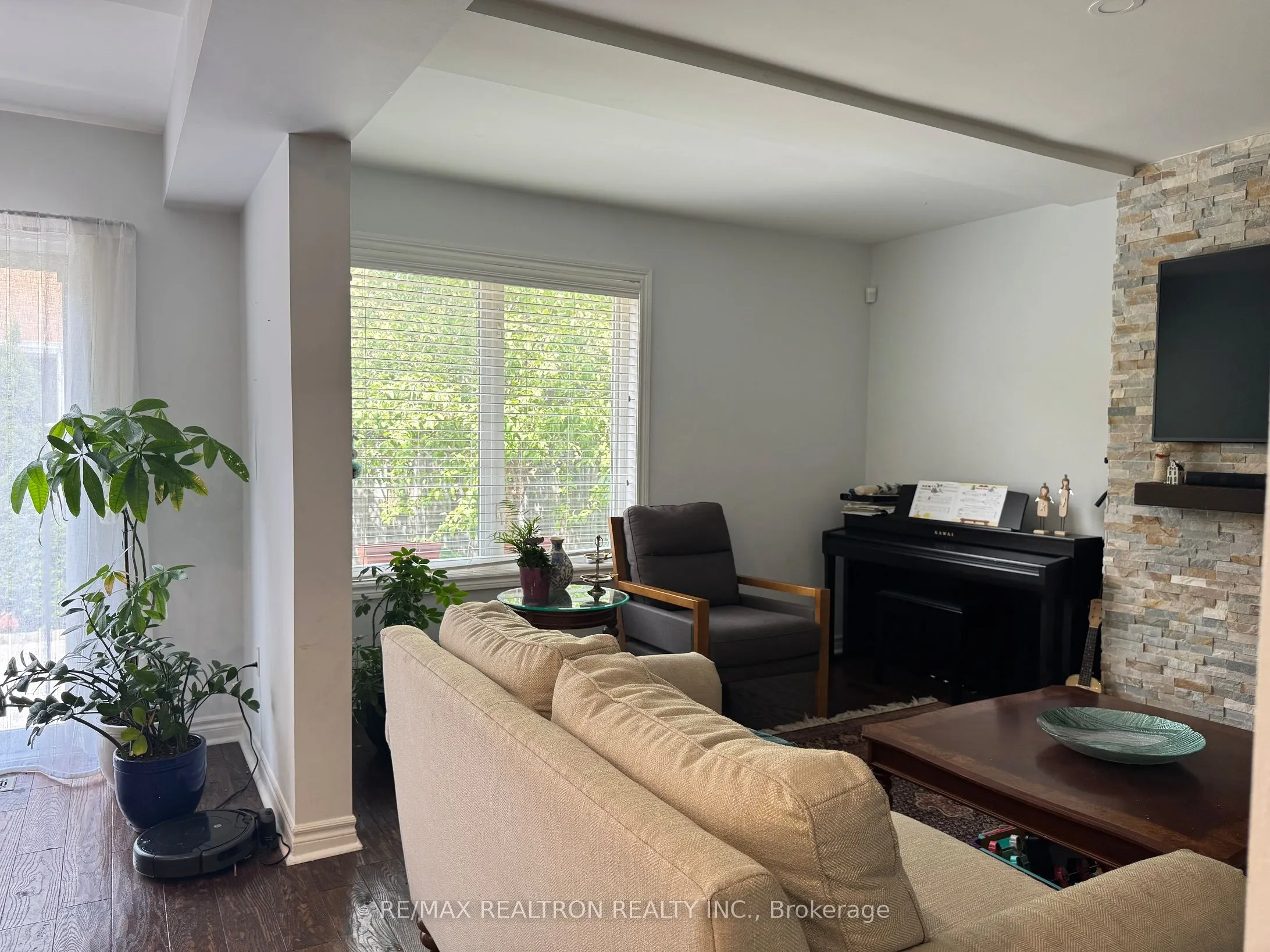 24 Monte Cristi Street