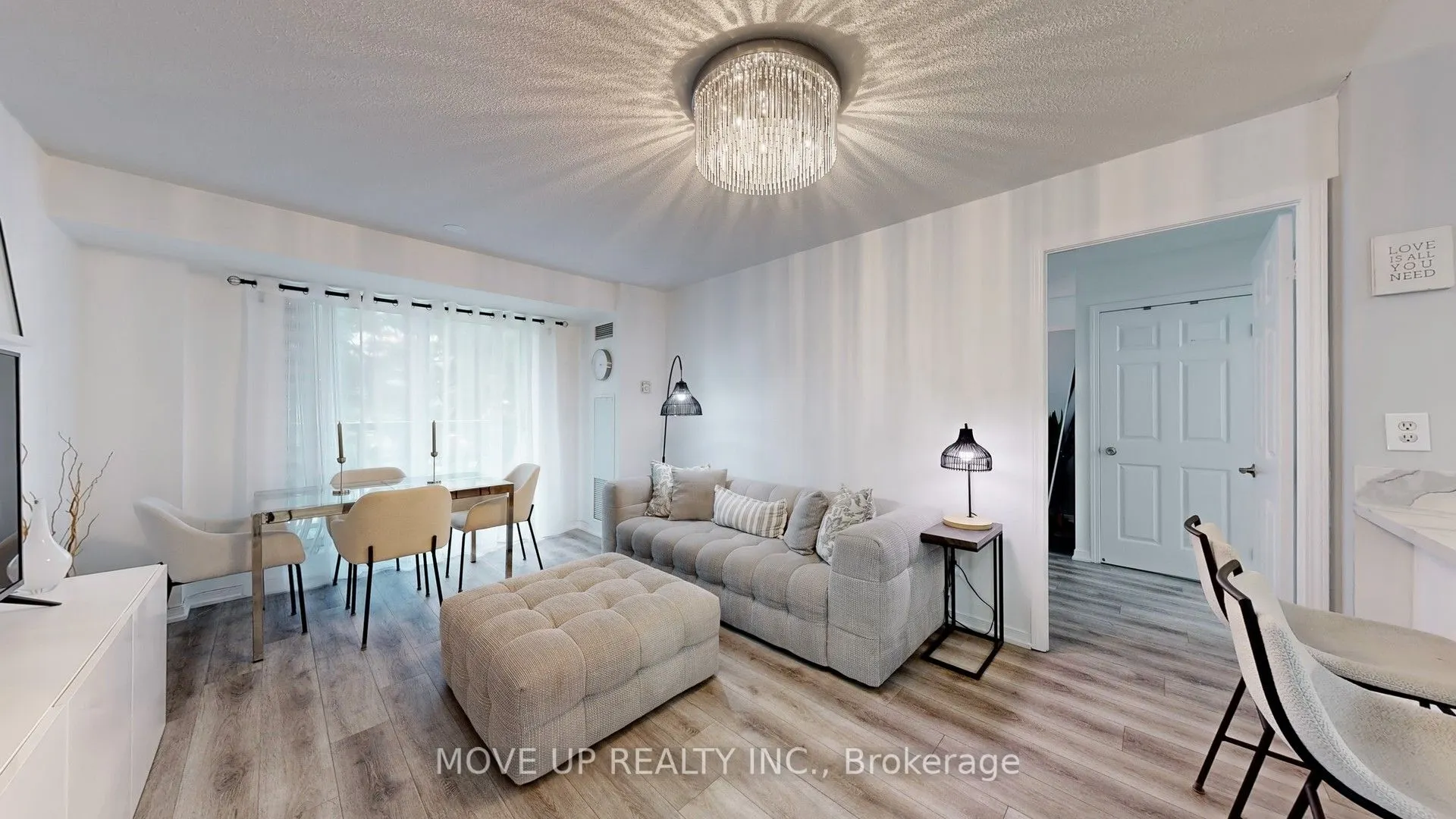 3 Ellesmere Street, #225