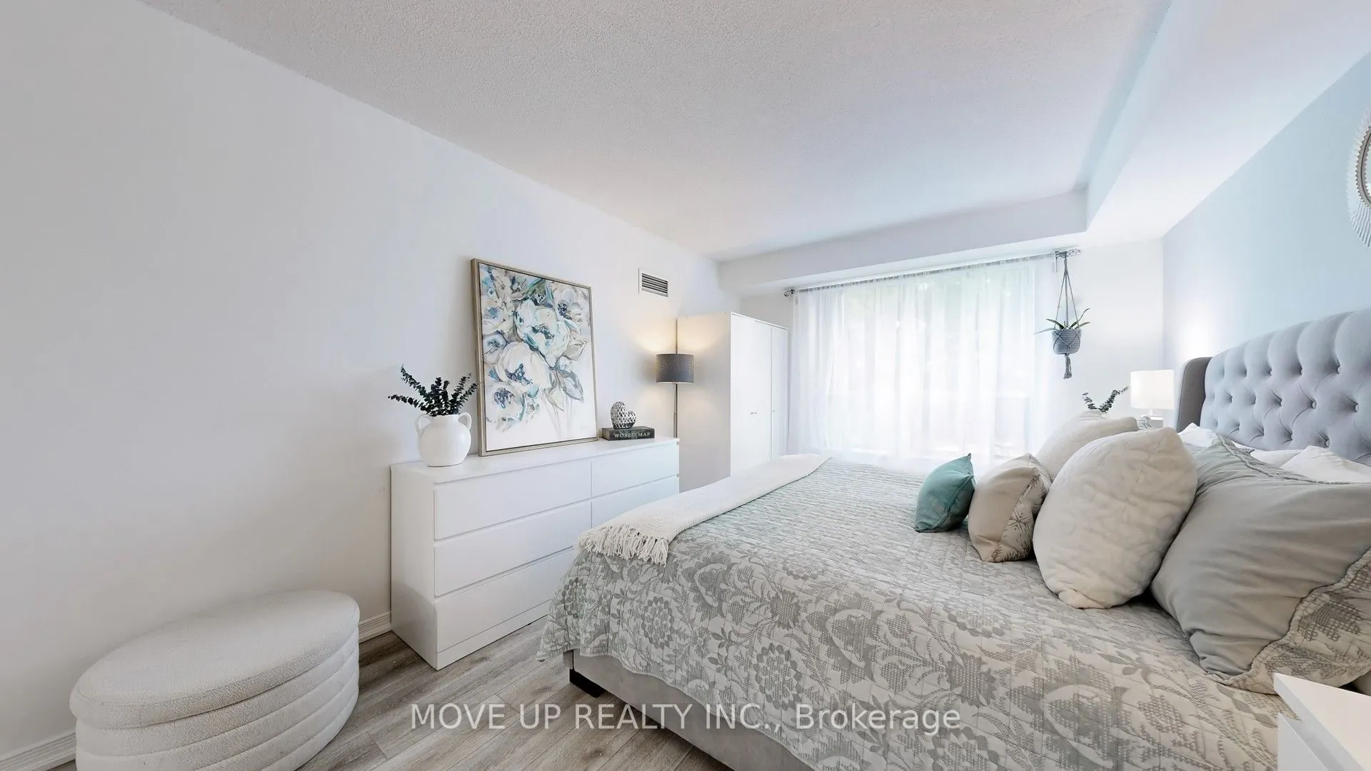 3 Ellesmere Street, #225