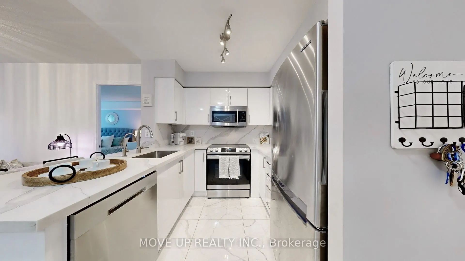 3 Ellesmere Street, #225