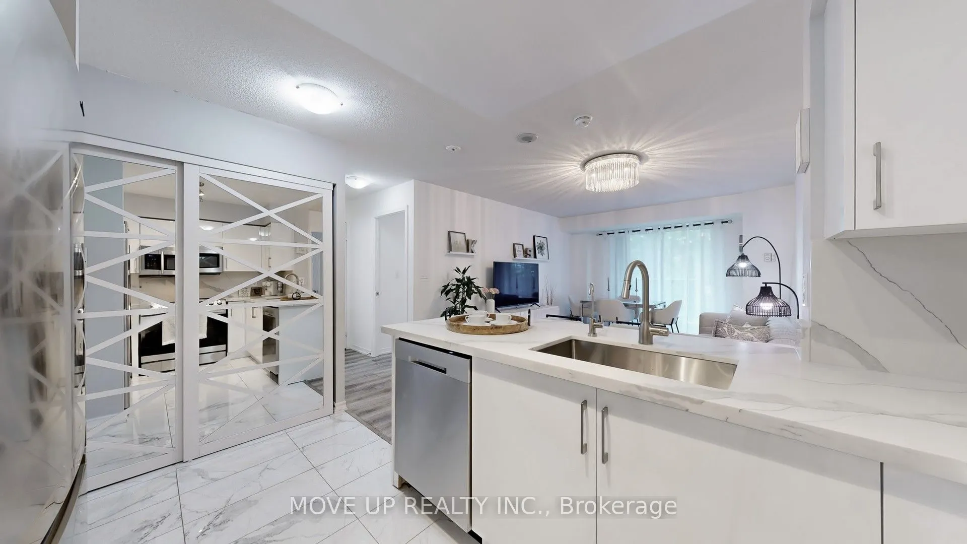 3 Ellesmere Street, #225