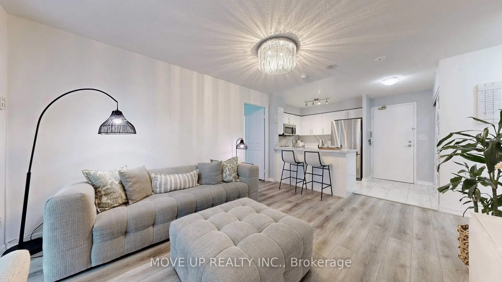 3 Ellesmere Street, #225