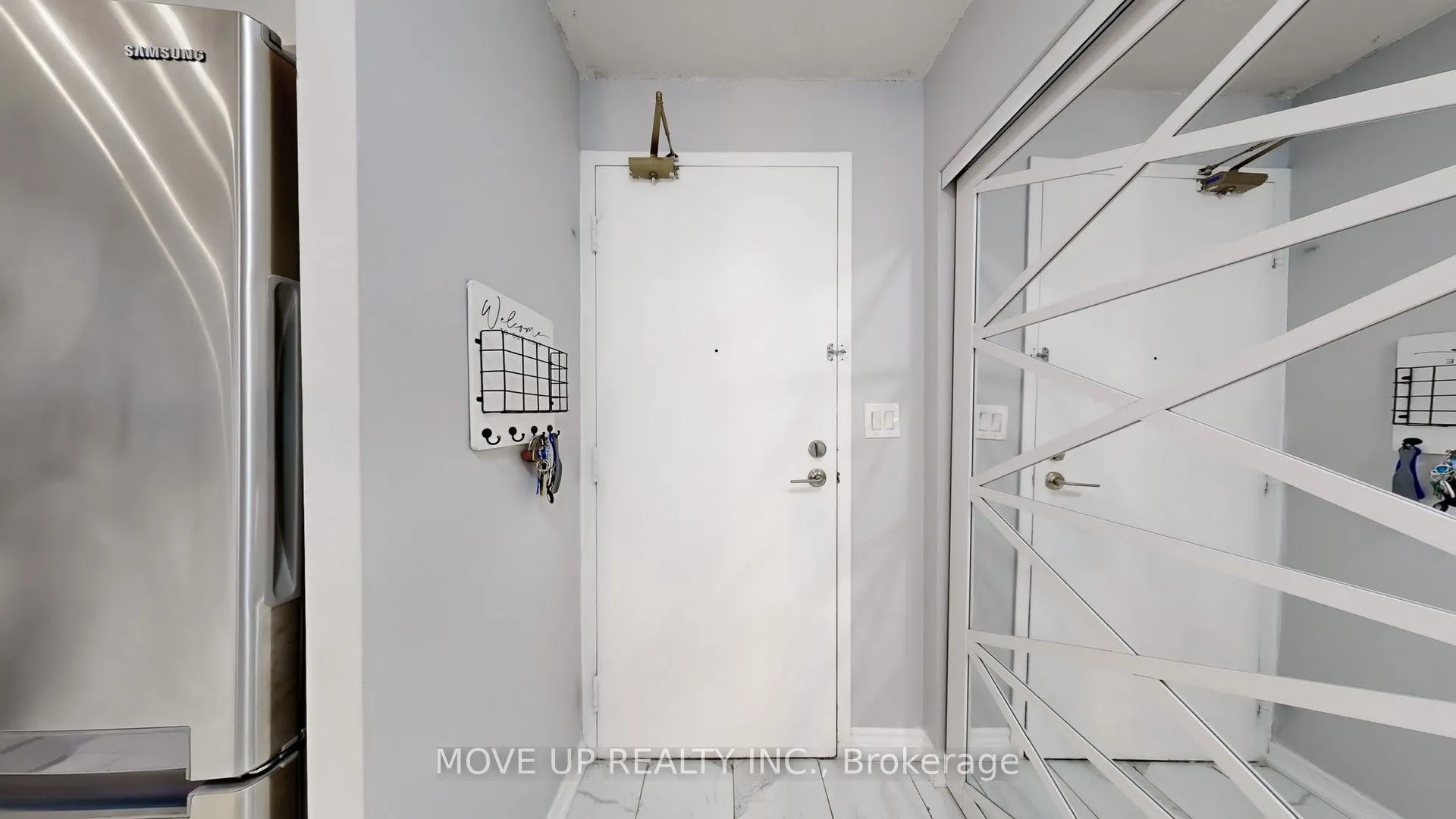 3 Ellesmere Street, #225