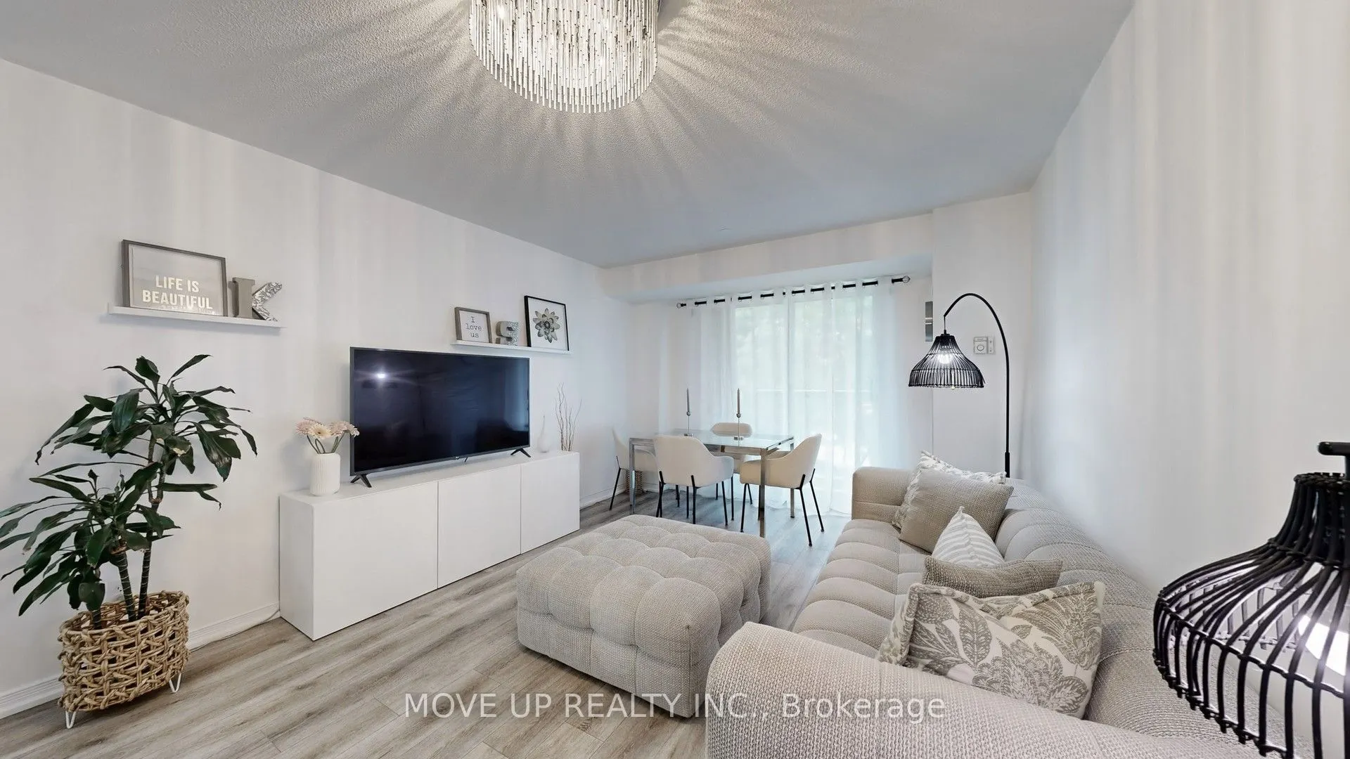 3 Ellesmere Street, #225