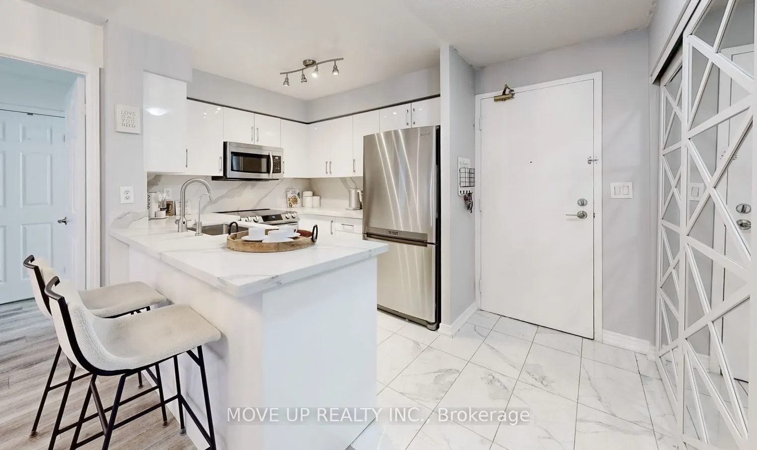 3 Ellesmere Street, #225