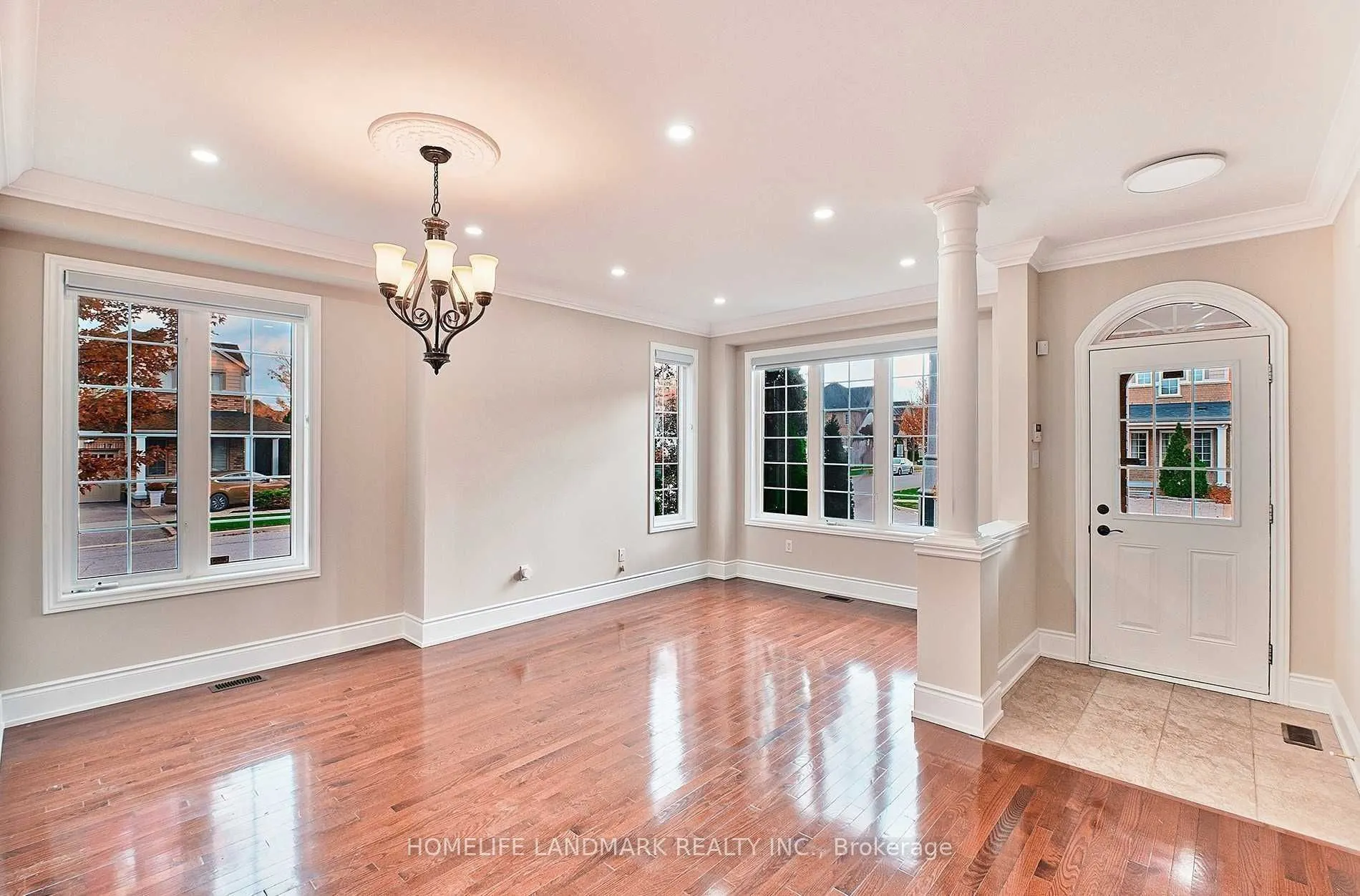 111 Thomas Legge Crescent