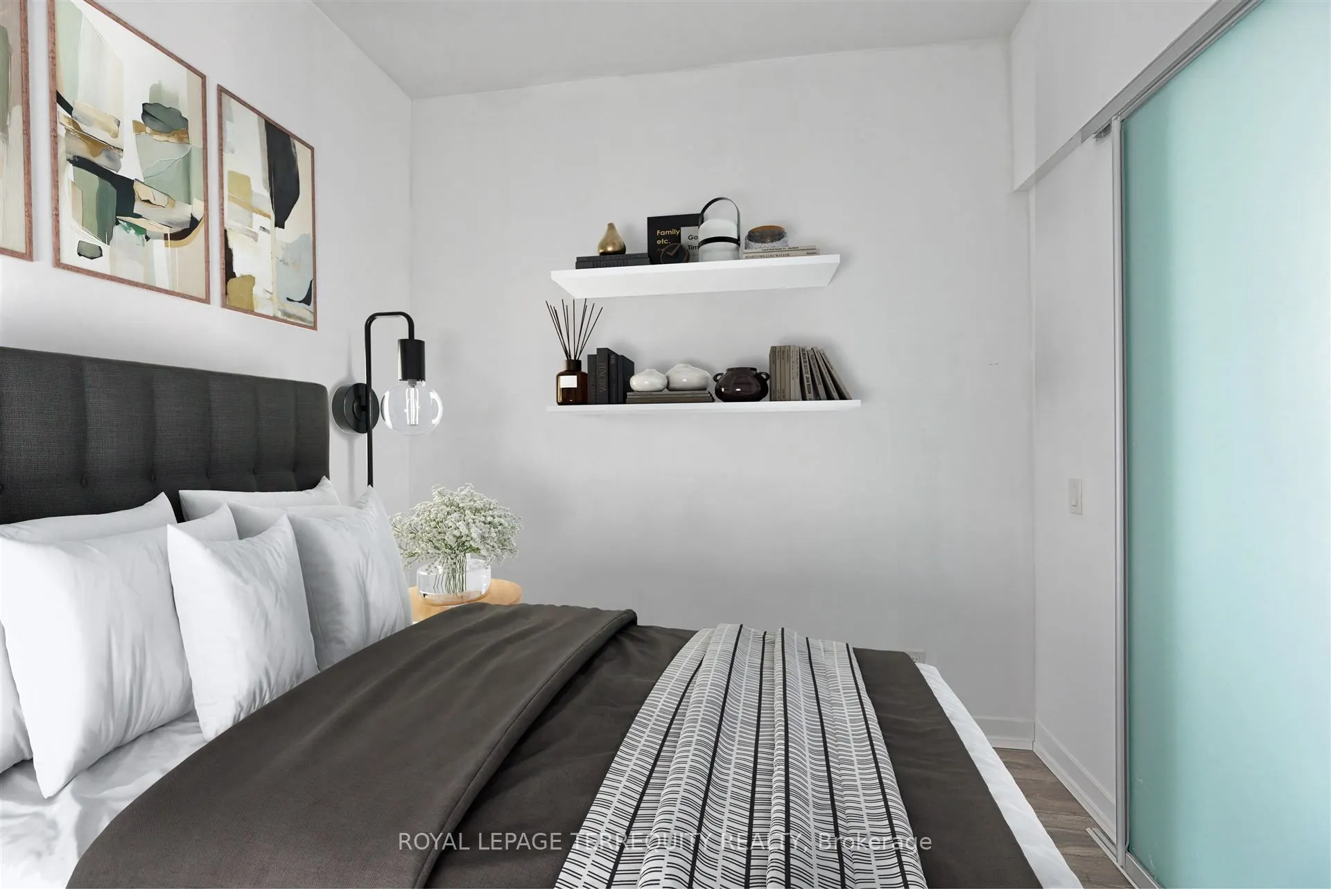 898 Portage Parkway, #3707