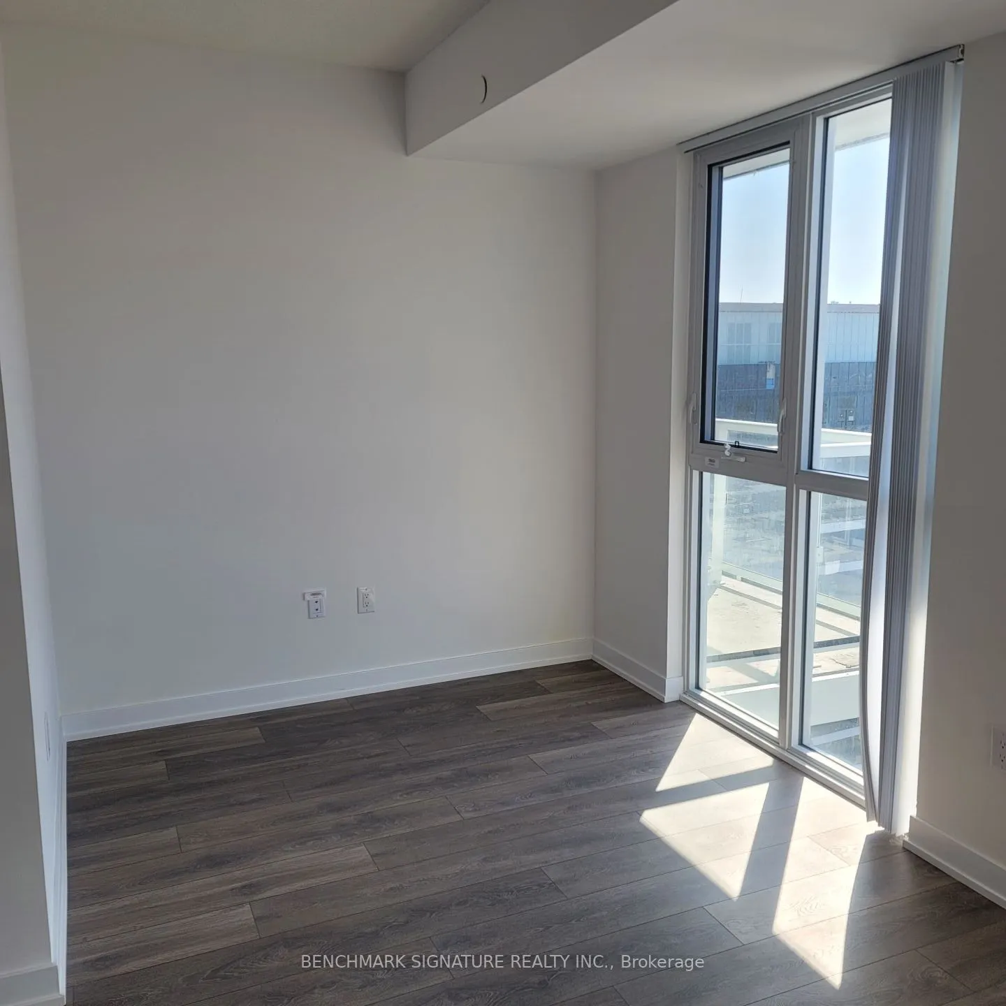 38 Honeycrisp Crescent, #1803