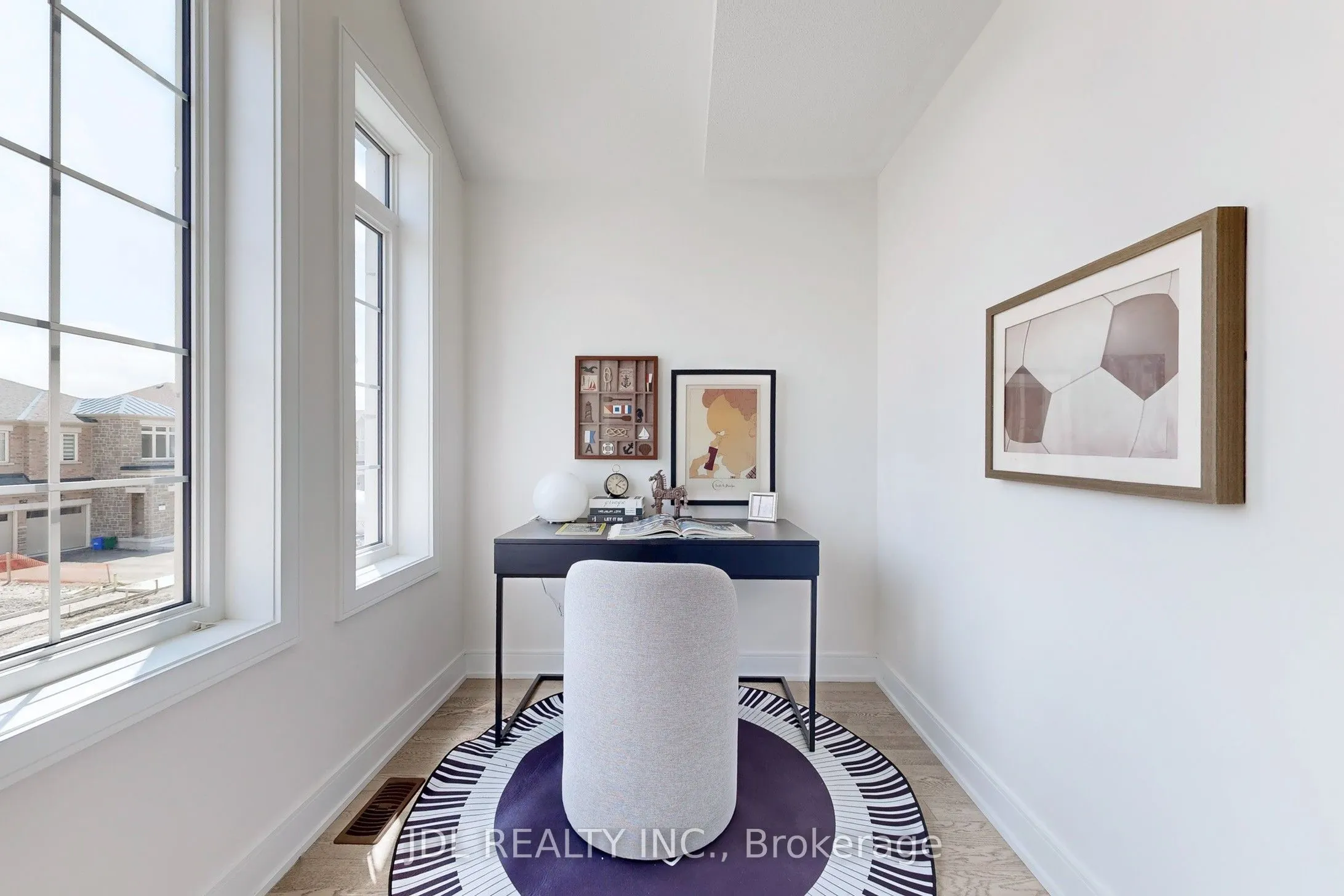 143 Kenneth Rogers Crescent