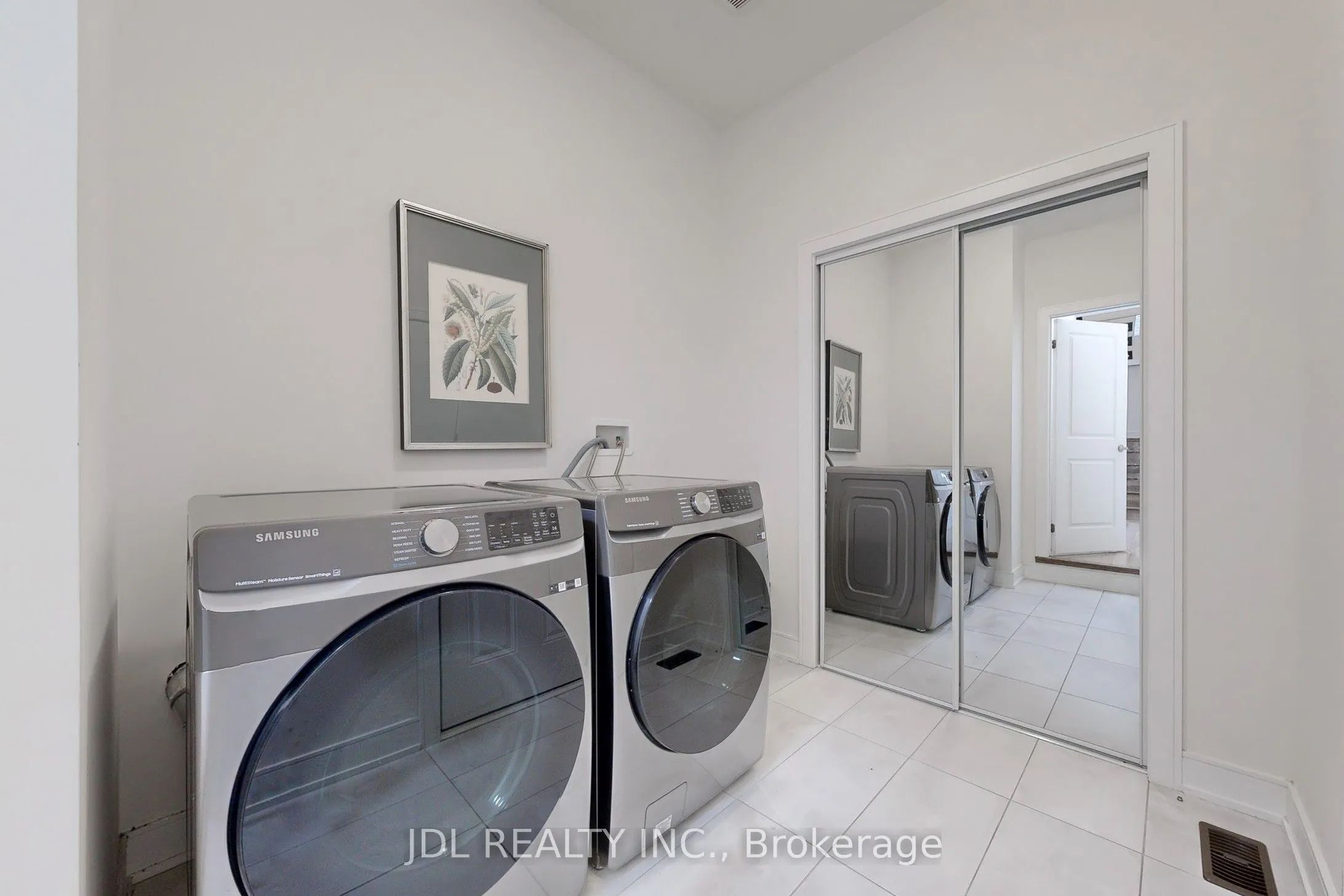 143 Kenneth Rogers Crescent
