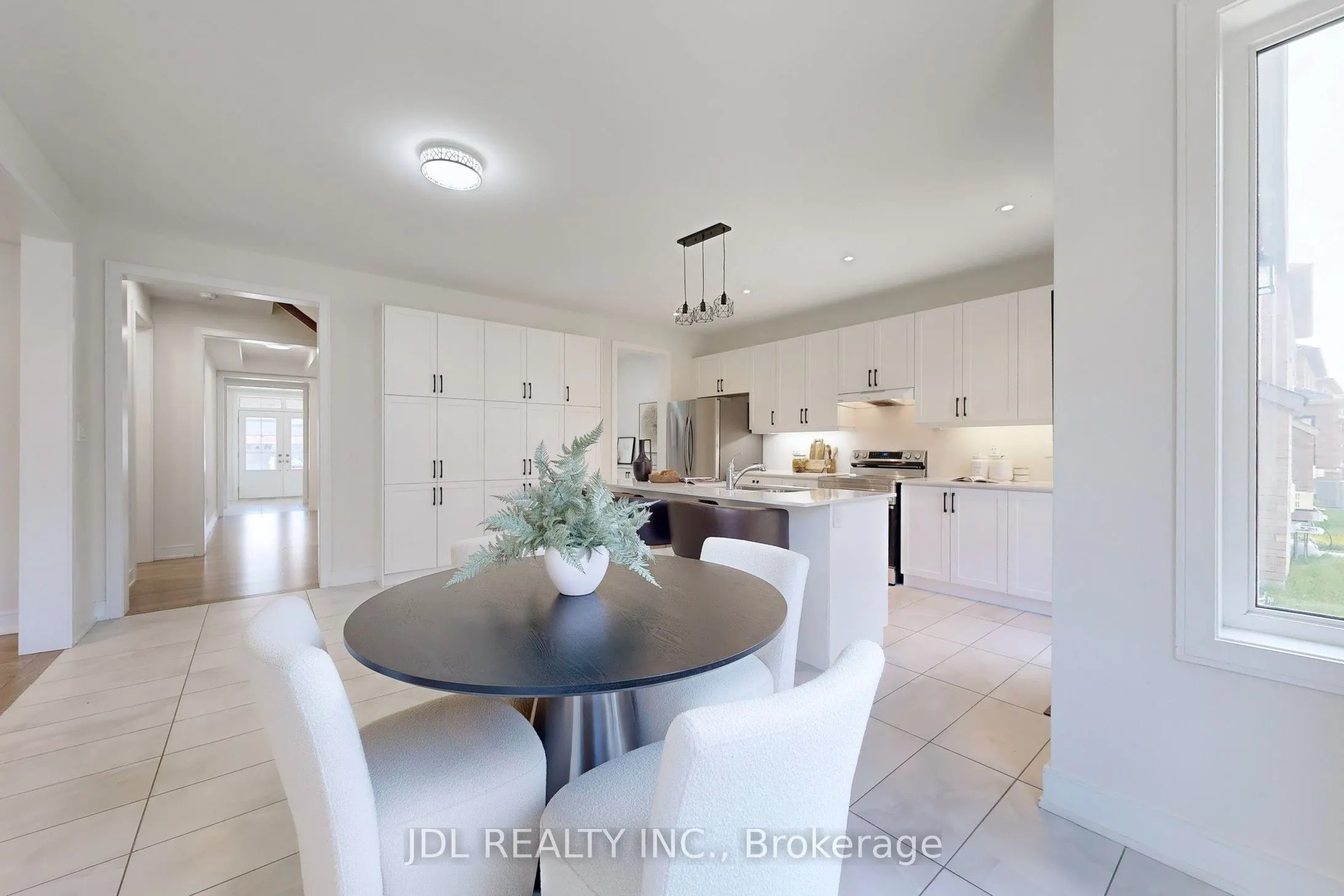 143 Kenneth Rogers Crescent