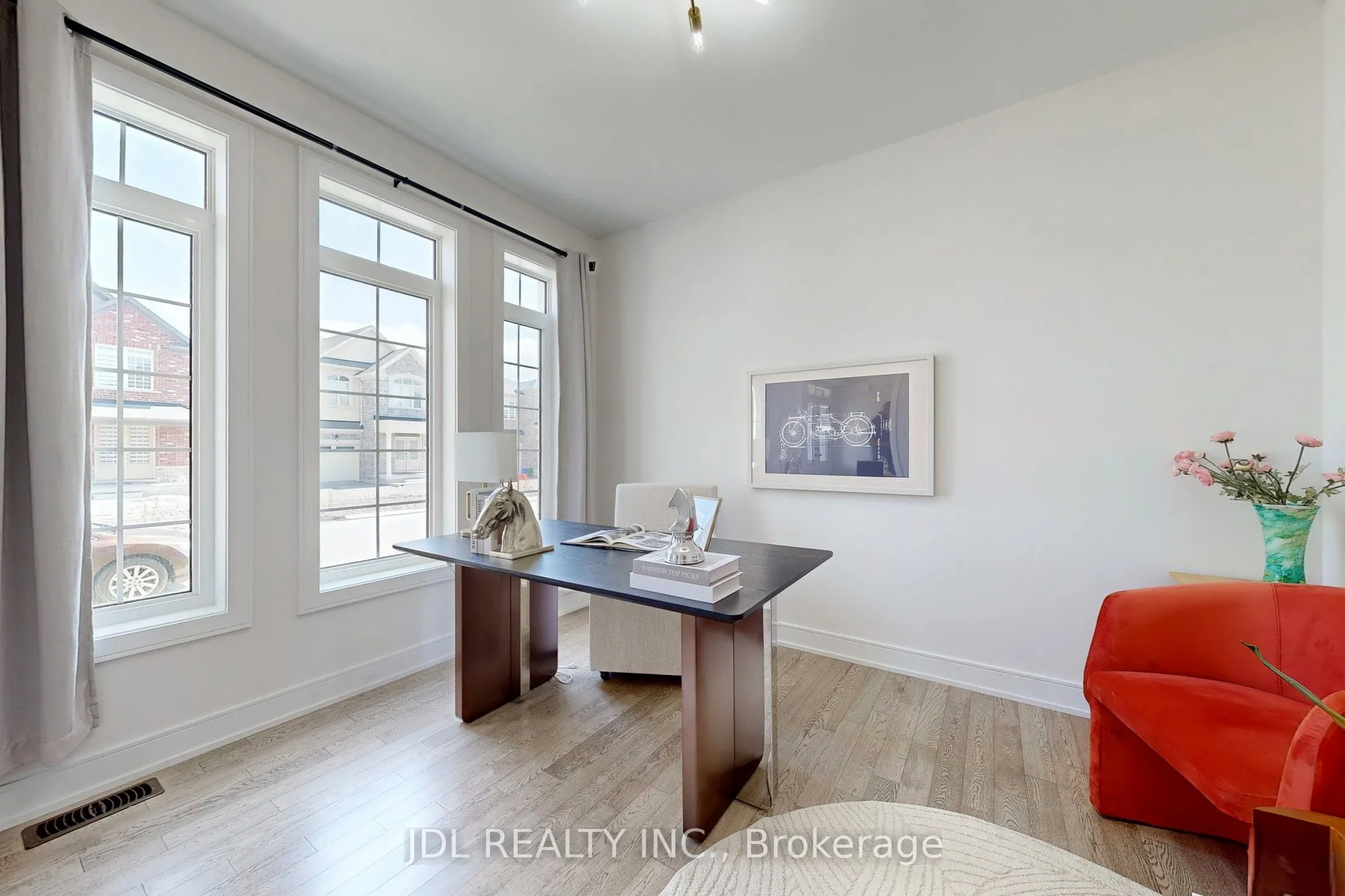143 Kenneth Rogers Crescent