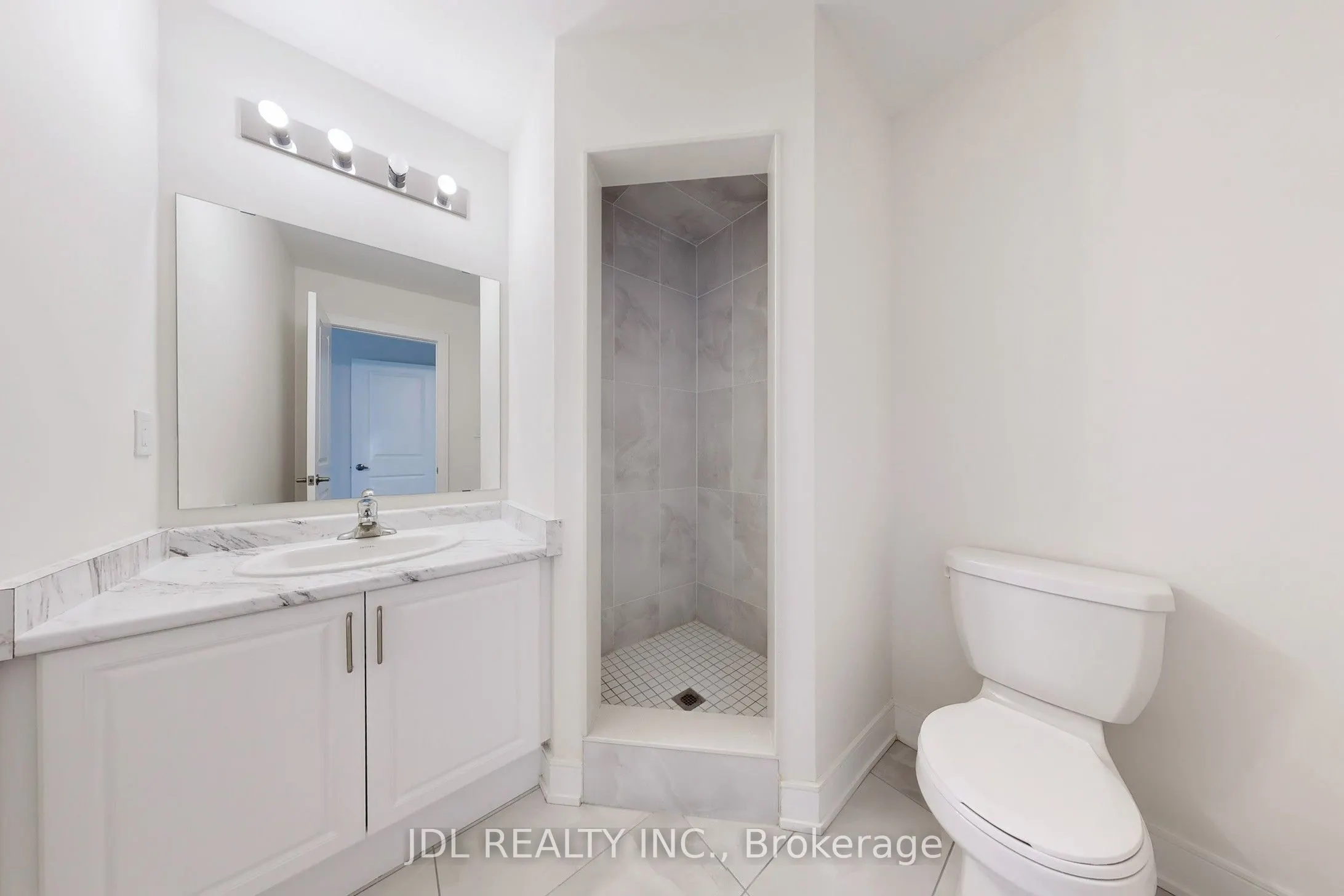 143 Kenneth Rogers Crescent