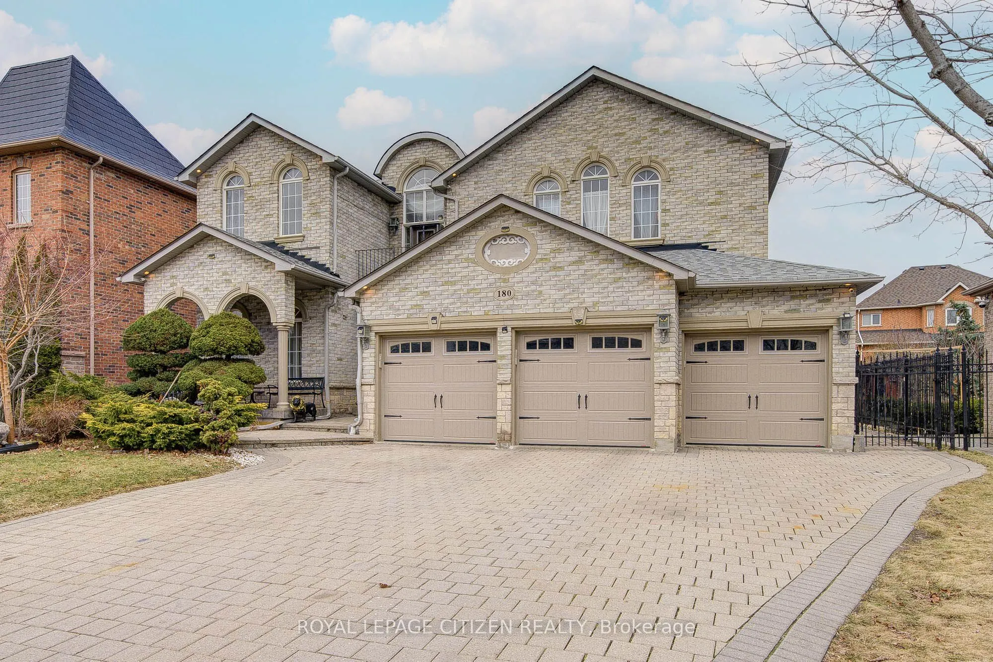 180 Kimber Crescent