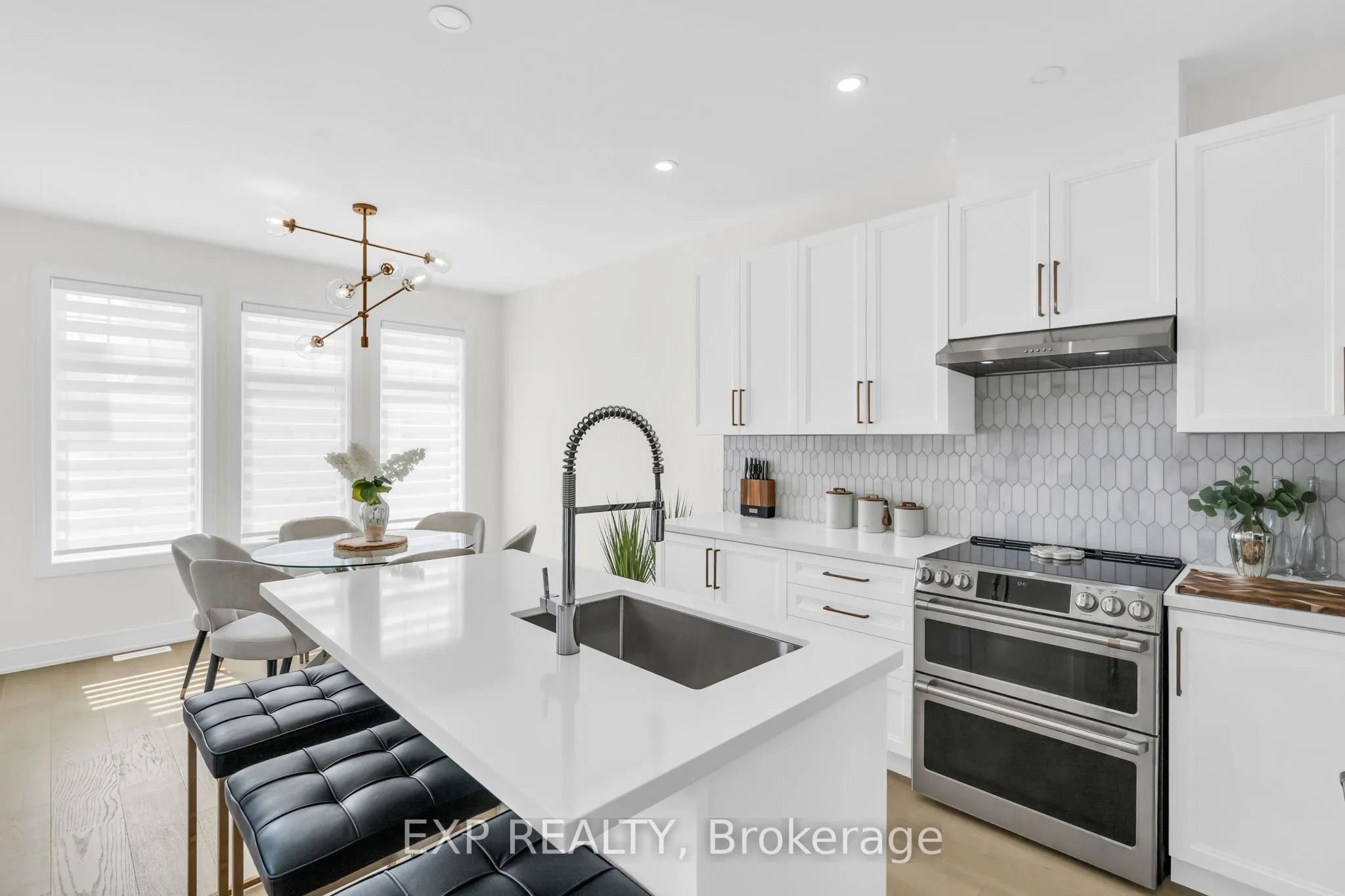 10 Palmira Drive